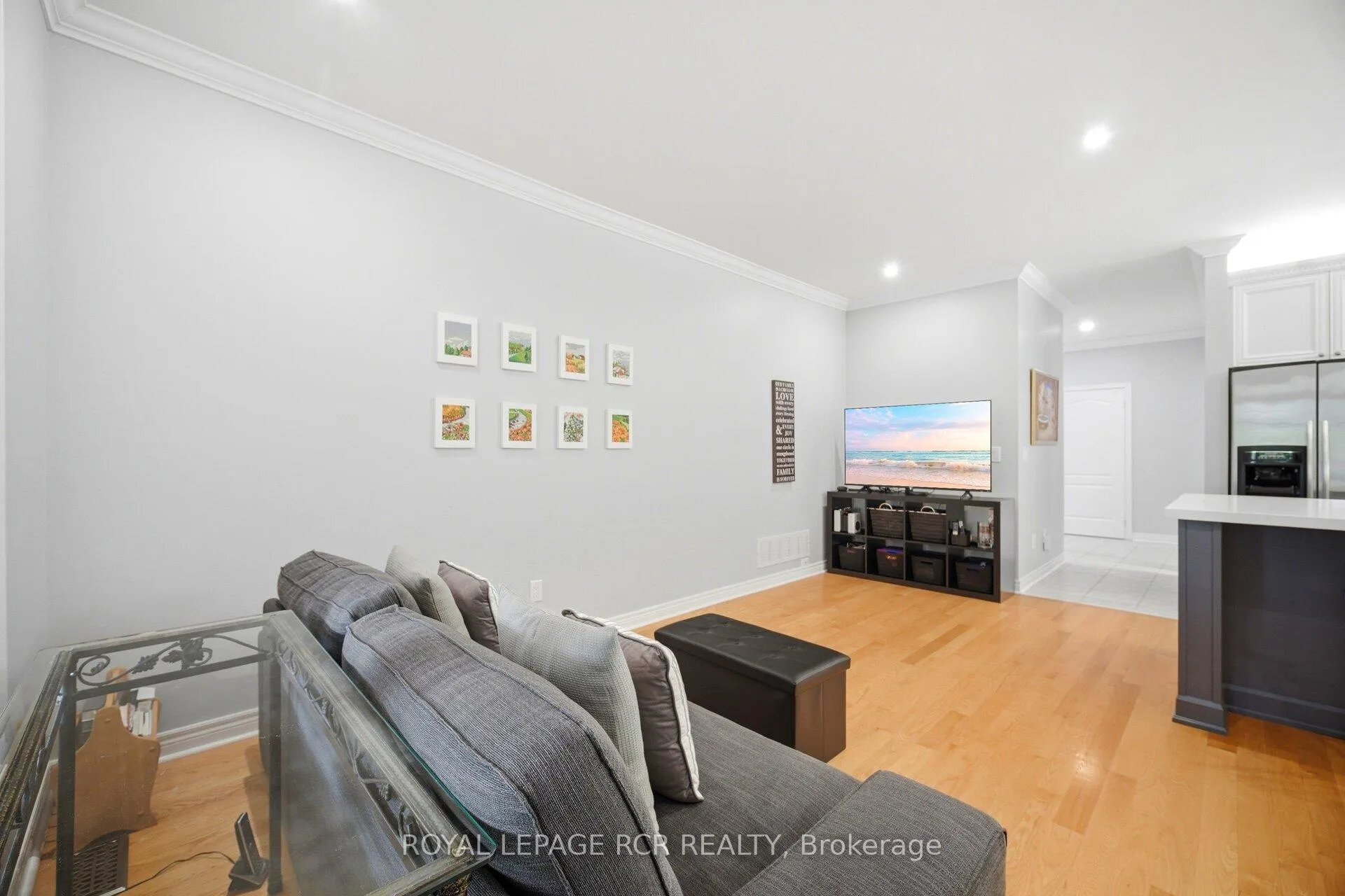 Photo 12 of 939 Brass Winds Place, Mississauga, Meadowvale Village — HOMEH