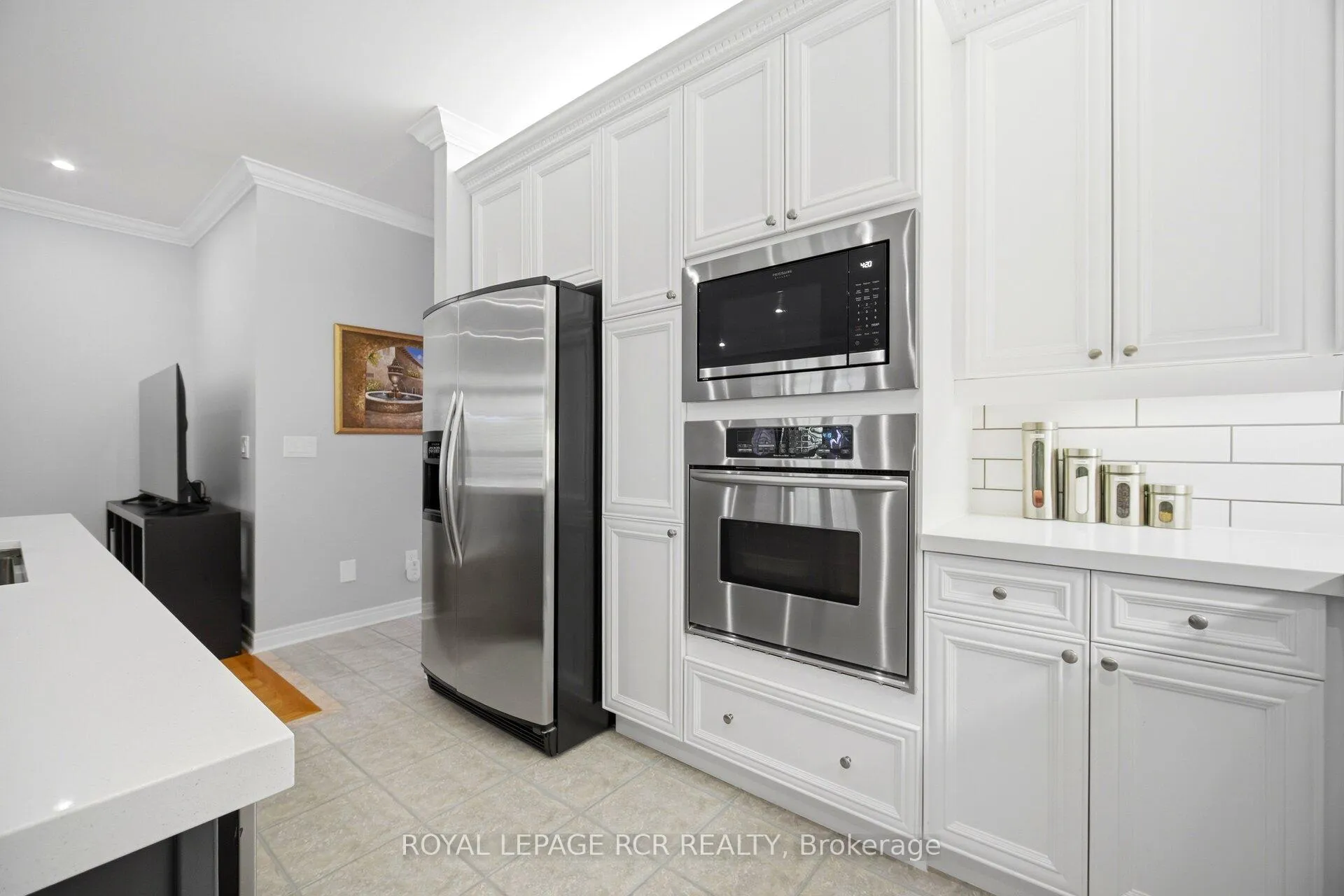 Photo 16 of 939 Brass Winds Place, Mississauga, Meadowvale Village — HOMEH