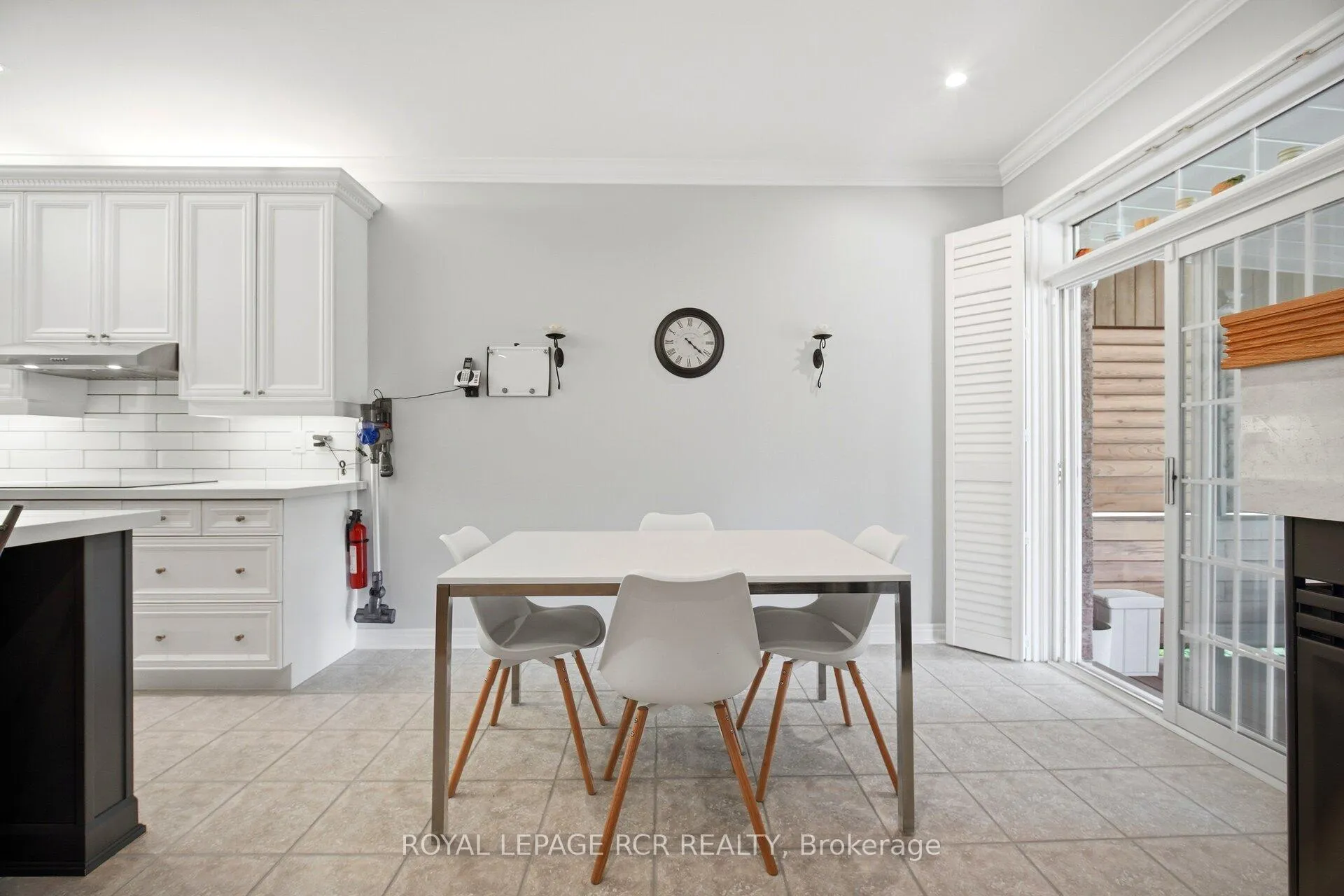 Photo 18 of 939 Brass Winds Place, Mississauga, Meadowvale Village — HOMEH