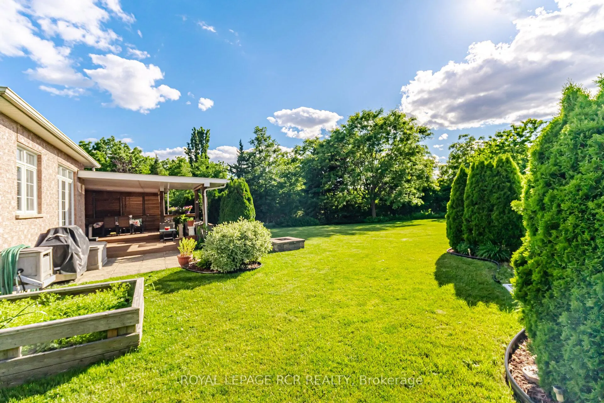 Photo 48 of 939 Brass Winds Place, Mississauga, Meadowvale Village — HOMEH