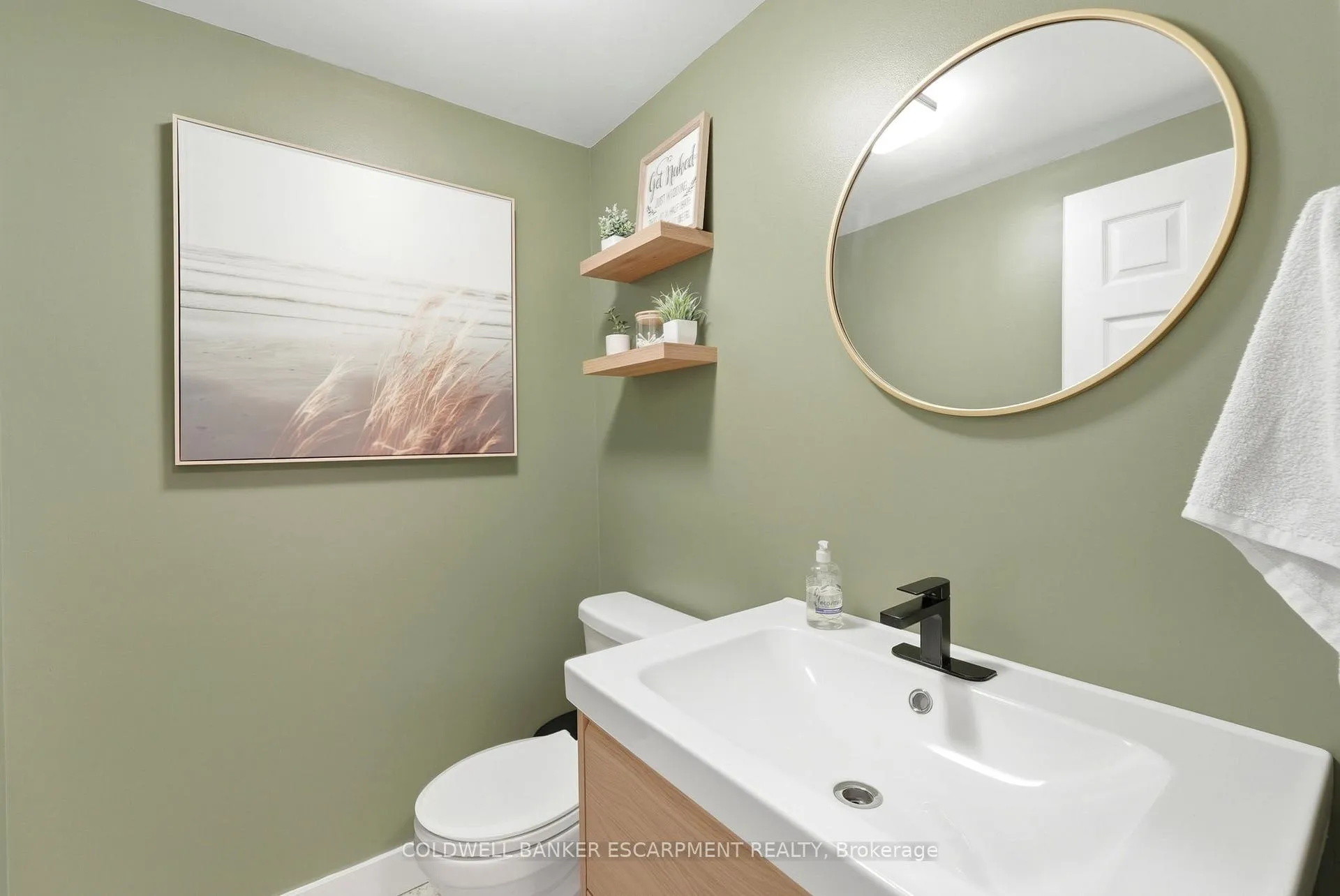 Photo 20 of 257 Kingham Road, Halton Hills, Acton — HOMEH