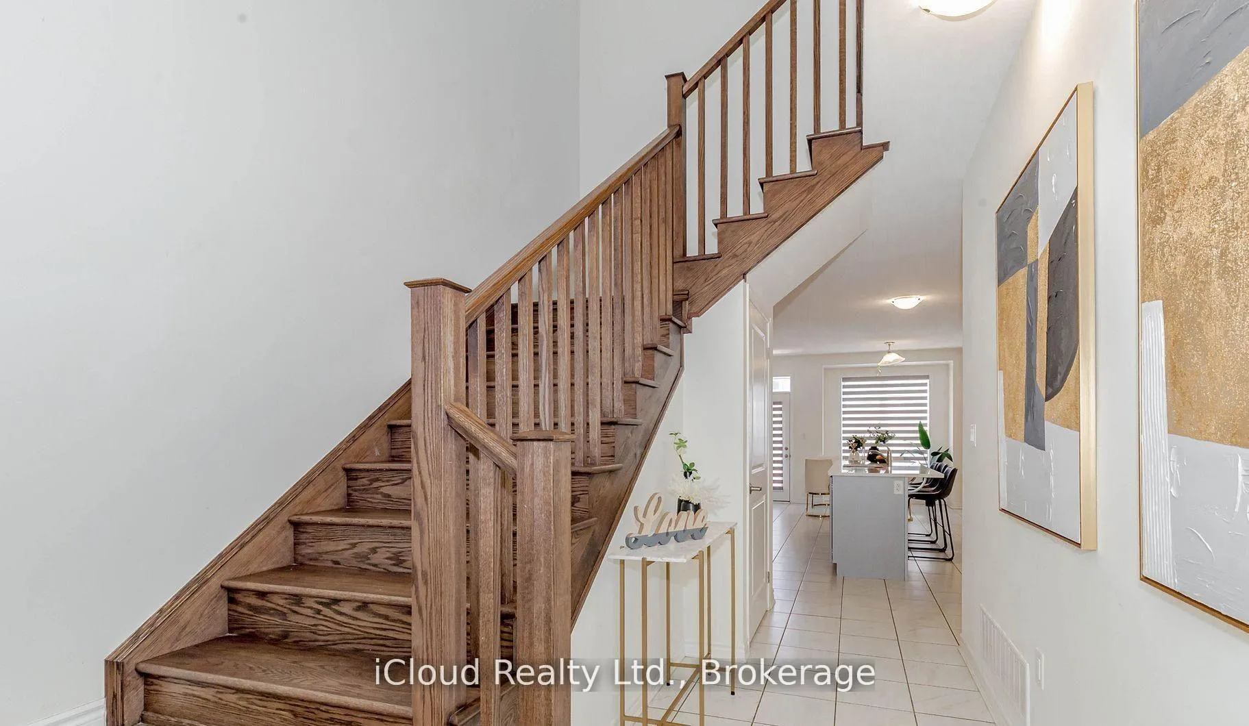 Photo 5 of 98 Eberly Woods Drive, Caledon, Rural Caledon — HOMEH