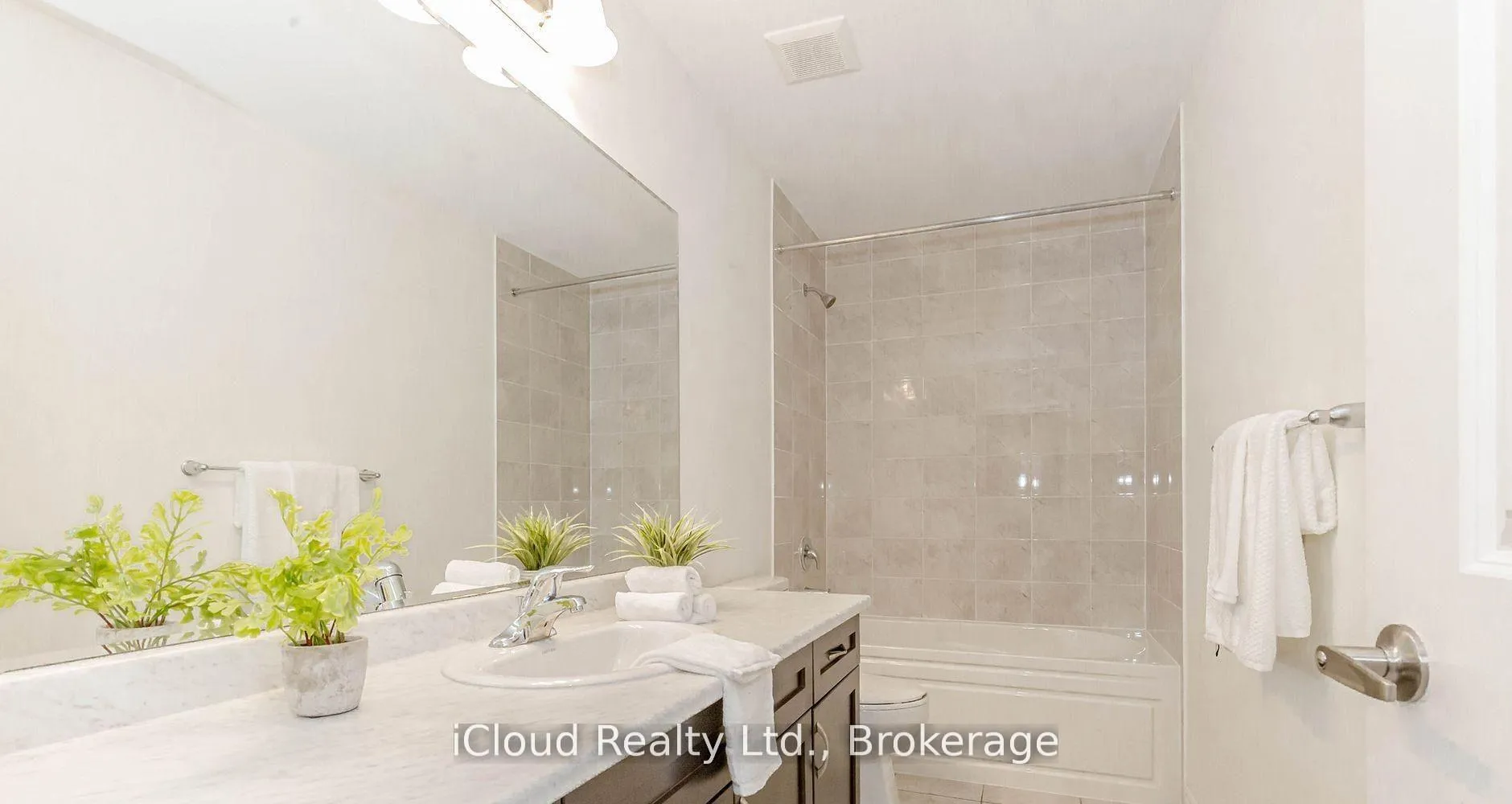 Photo 37 of 98 Eberly Woods Drive, Caledon, Rural Caledon — HOMEH
