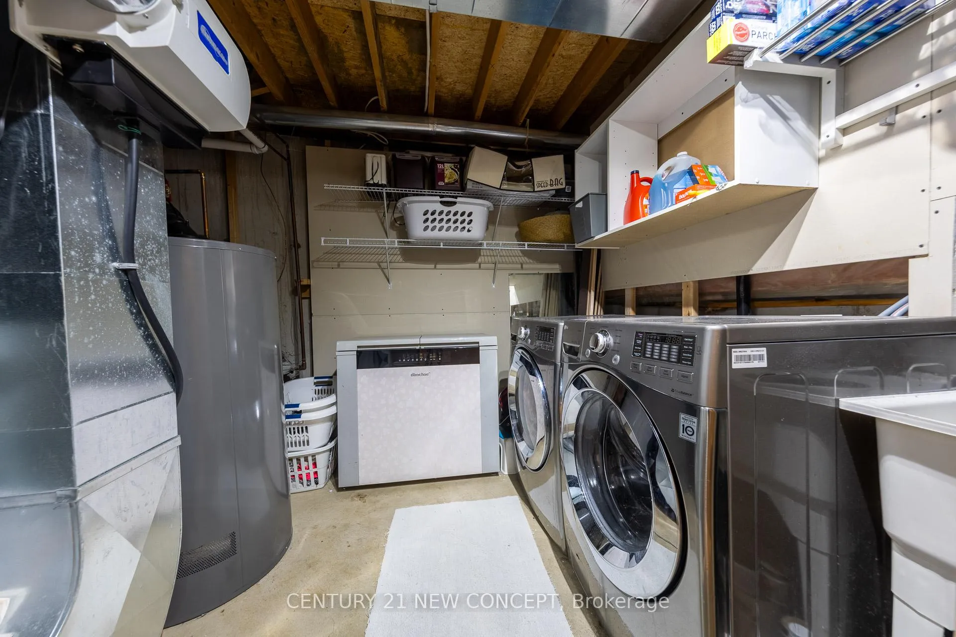 Photo 37 of 46 Maple Sugar Lane, Vaughan, Patterson — HOMEH