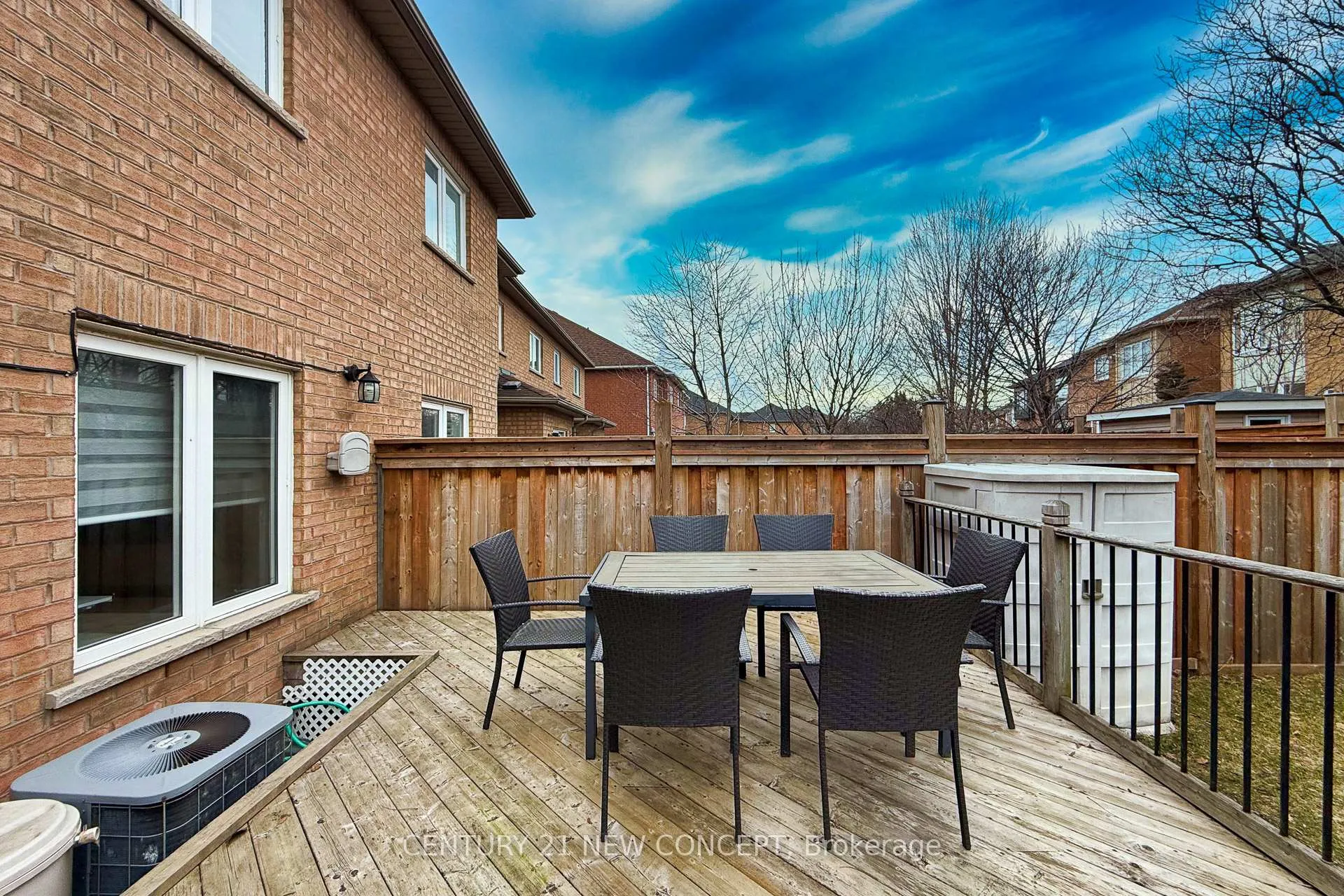 Photo 42 of 46 Maple Sugar Lane, Vaughan, Patterson — HOMEH