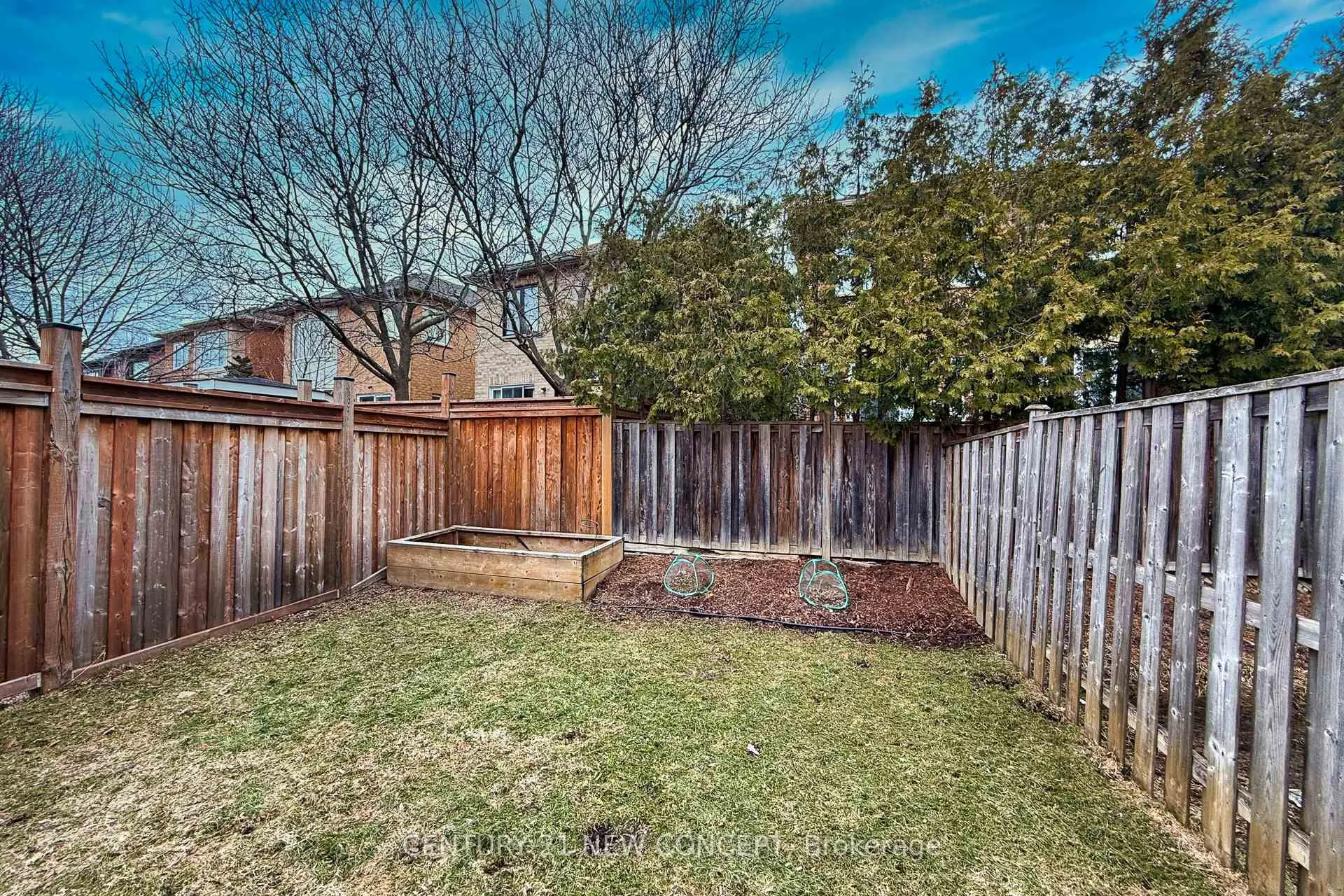 Photo 45 of 46 Maple Sugar Lane, Vaughan, Patterson — HOMEH