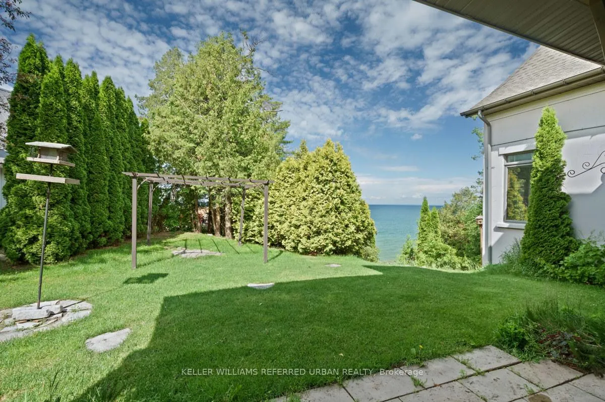 Photo 4 of 24960 Thorah Park Boulevard, Brock, Rural Brock — HOMEH