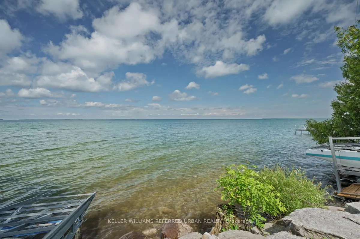 Photo 5 of 24960 Thorah Park Boulevard, Brock, Rural Brock — HOMEH