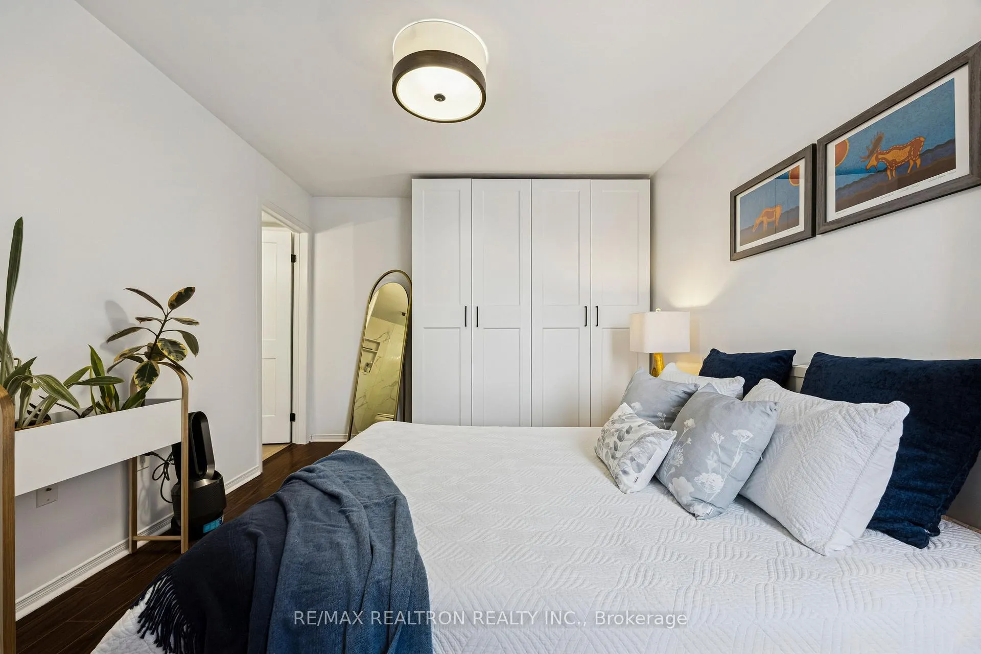 Photo 13 of Unit 906, 75 Weldrick Road E, Richmond Hill, Observatory — HOMEH