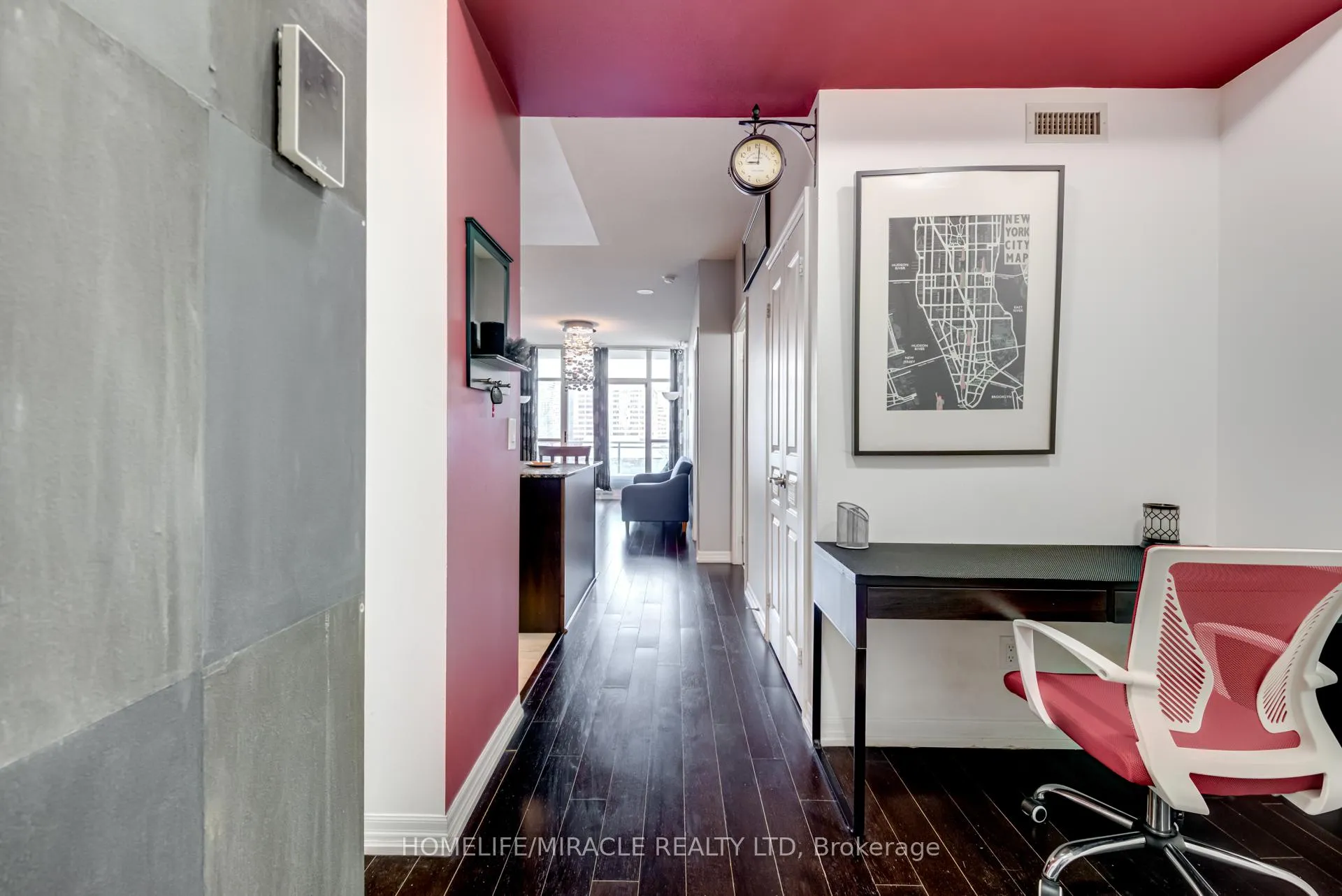 Photo 8 of Unit 502, 223 Webb Drive, Mississauga, City Centre — HOMEH