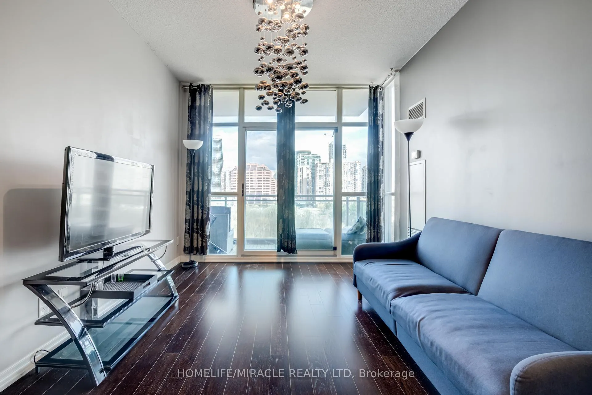 Photo 12 of Unit 502, 223 Webb Drive, Mississauga, City Centre — HOMEH