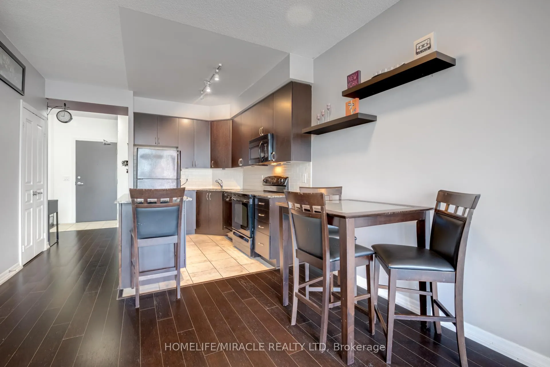 Photo 14 of Unit 502, 223 Webb Drive, Mississauga, City Centre — HOMEH