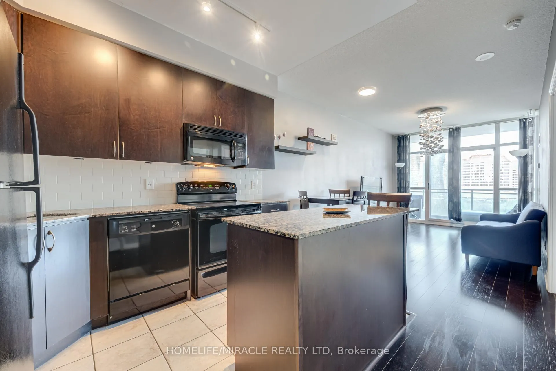 Photo 17 of Unit 502, 223 Webb Drive, Mississauga, City Centre — HOMEH