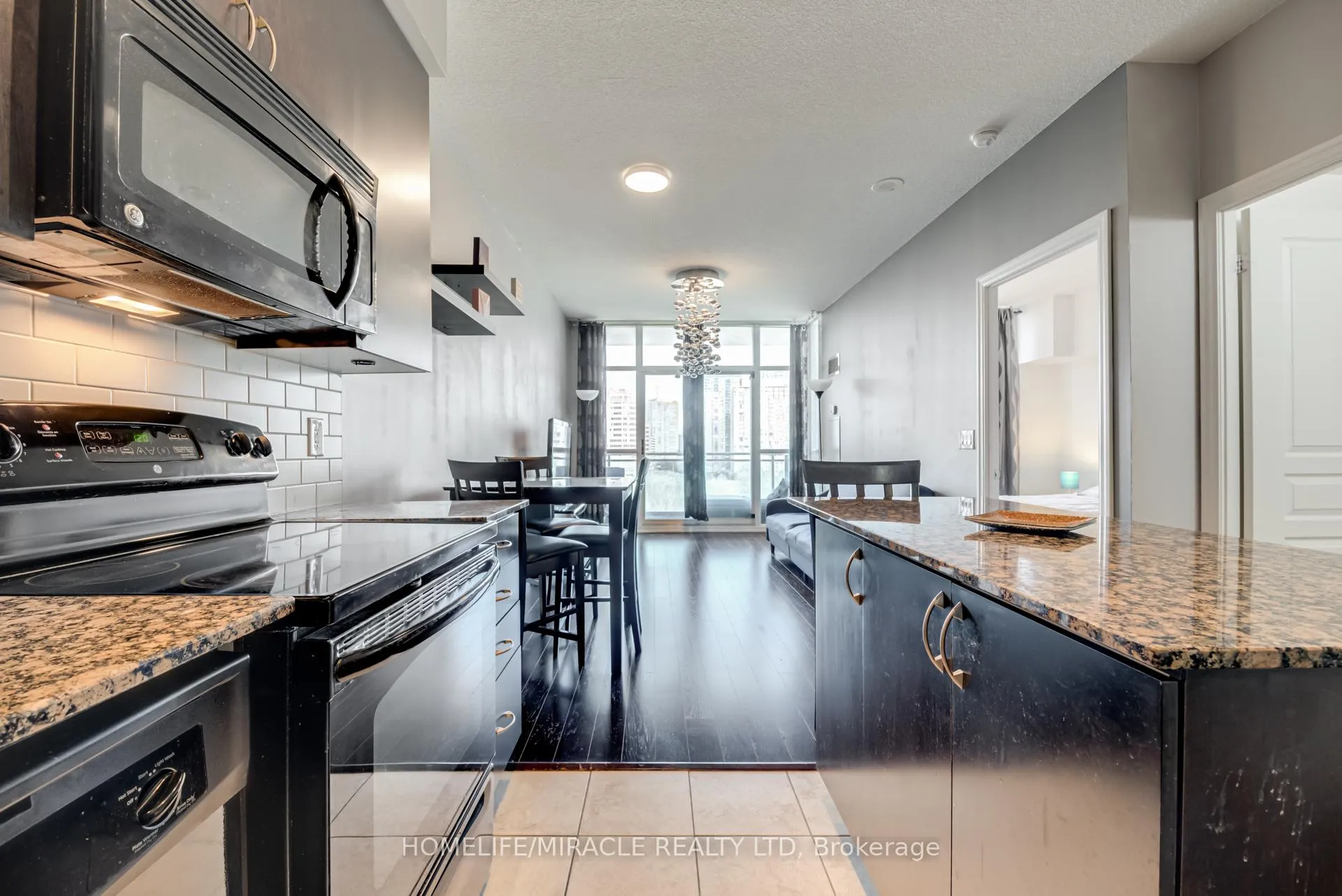 Photo 19 of Unit 502, 223 Webb Drive, Mississauga, City Centre — HOMEH