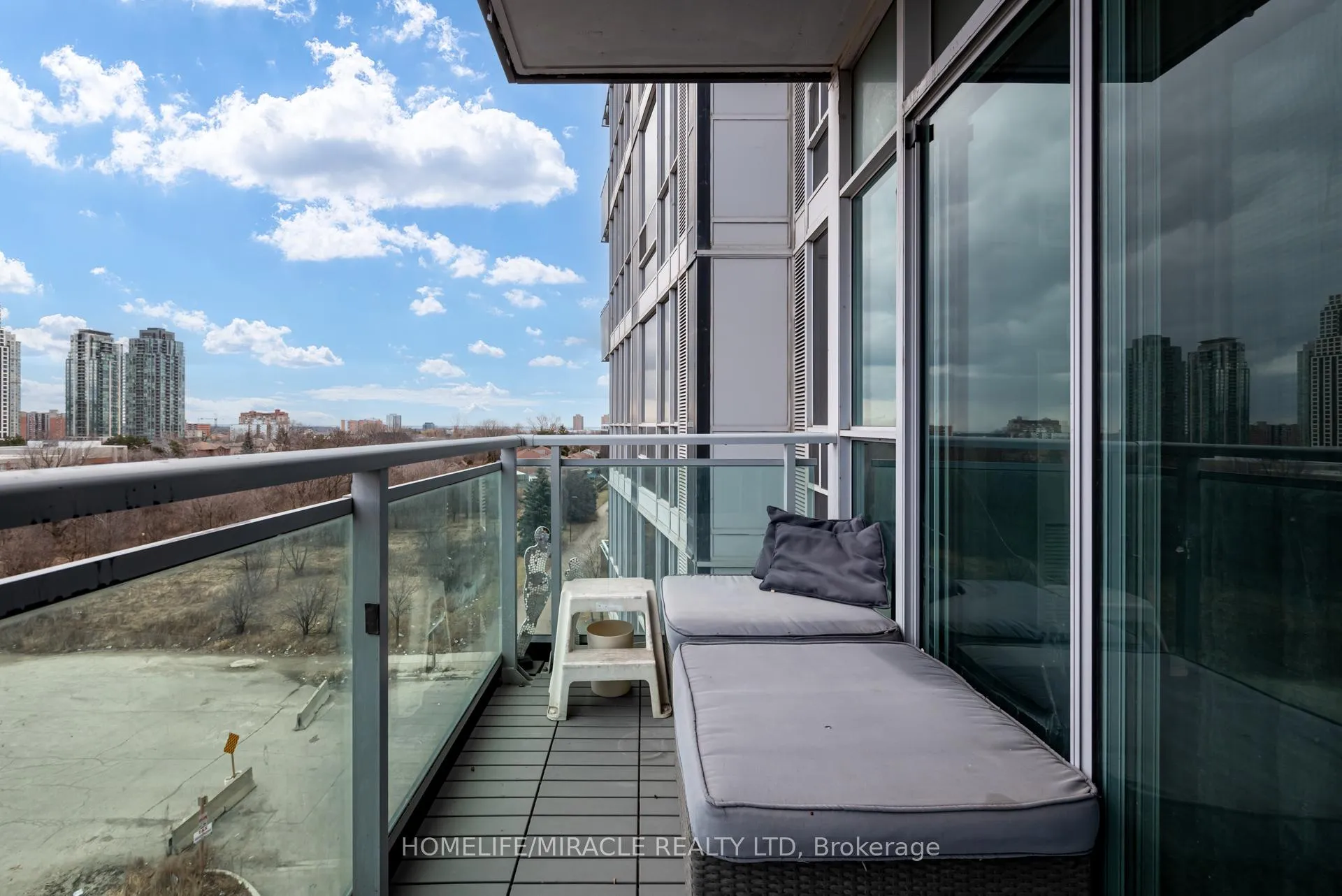 Photo 30 of Unit 502, 223 Webb Drive, Mississauga, City Centre — HOMEH
