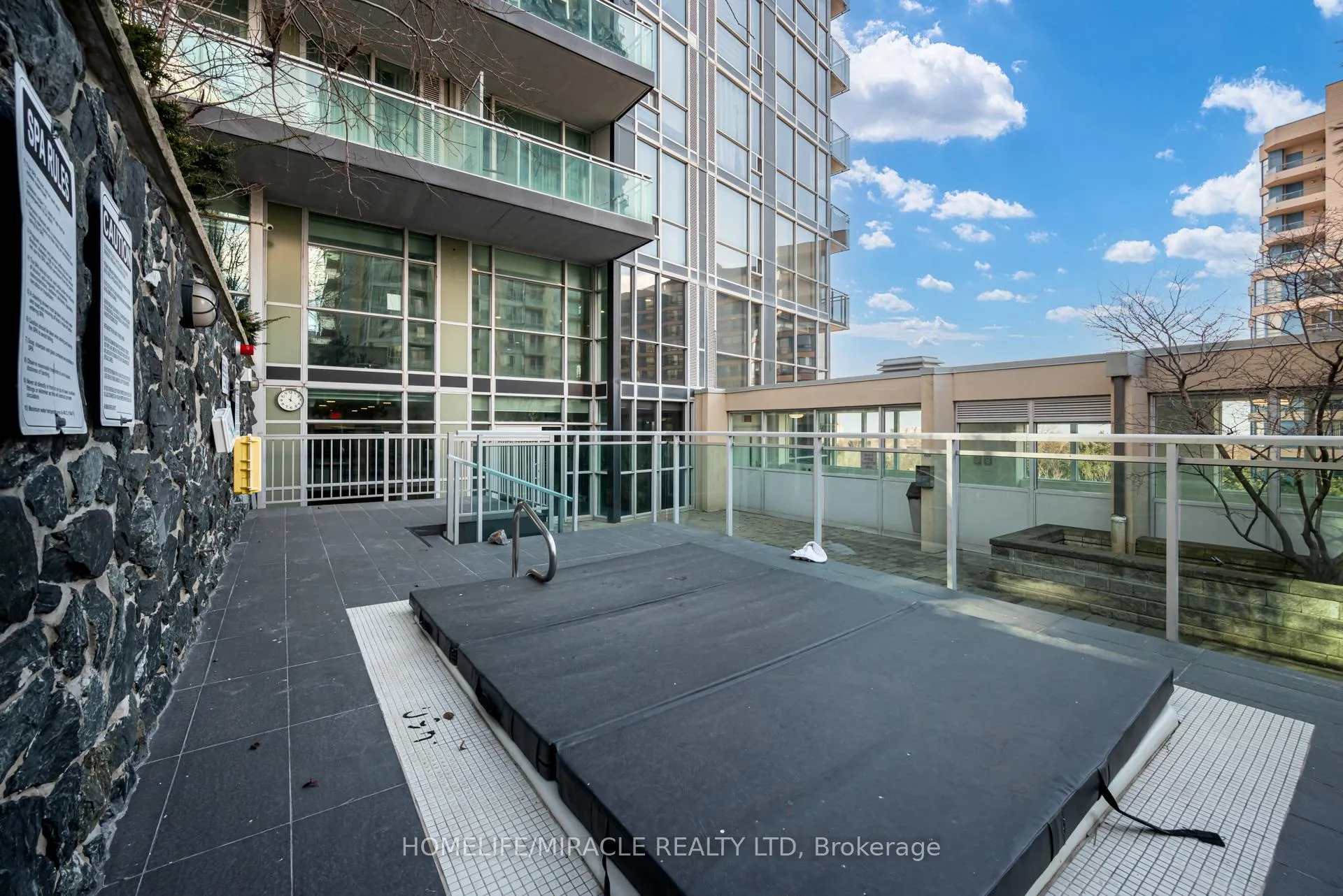 Photo 43 of Unit 502, 223 Webb Drive, Mississauga, City Centre — HOMEH