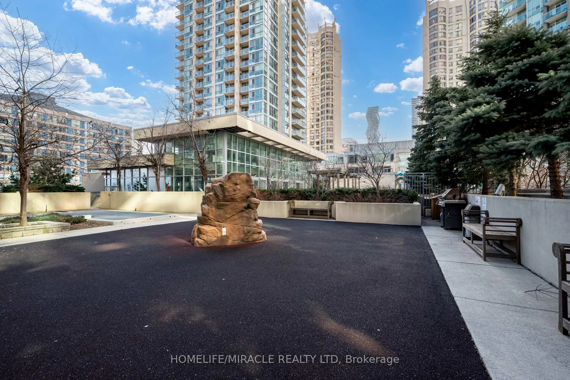 Photo 44 of Unit 502, 223 Webb Drive, Mississauga, City Centre — HOMEH