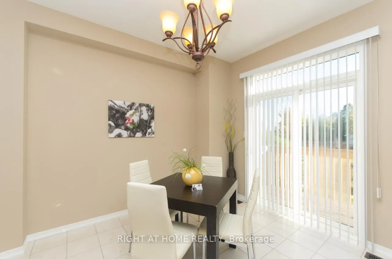 Photo 4 of 3053 Janice Drive, Oakville, Glenorchy — HOMEH