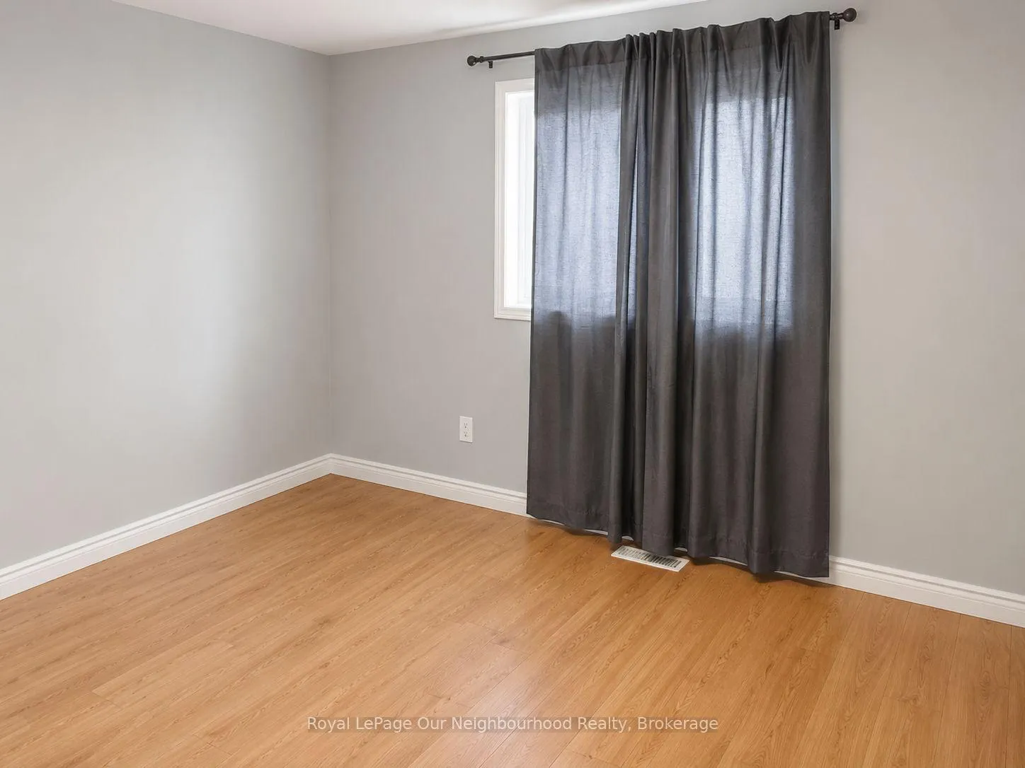Photo 7 of Unit 1, 396 Fleetwood Drive, Oshawa, Eastdale — HOMEH