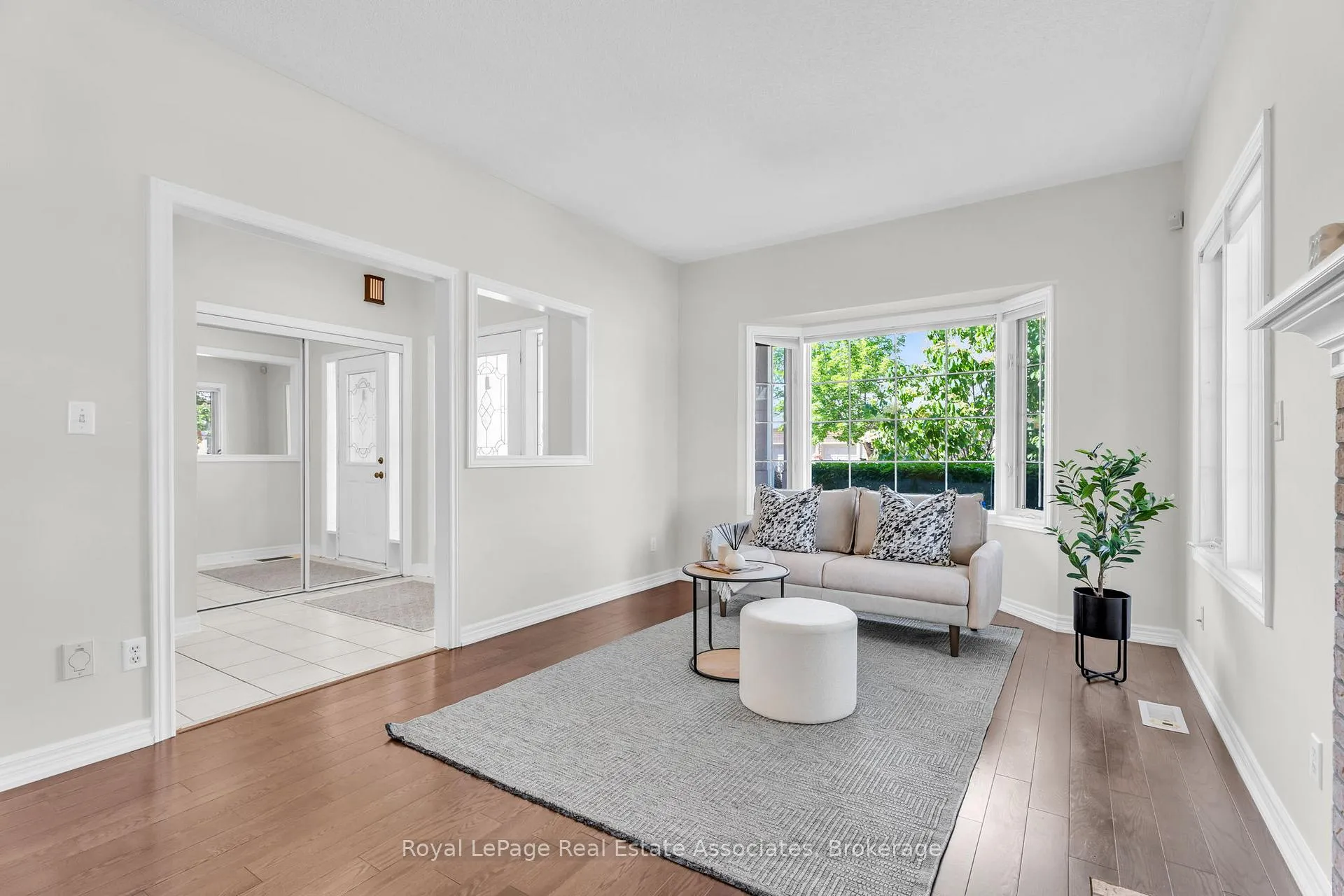 Photo 11 of Unit 12, 2 Larkdale Terrace, Brampton, Sandringham-Wellington — HOMEH