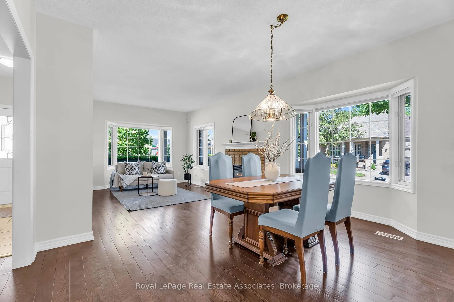 Photo 14 of Unit 12, 2 Larkdale Terrace, Brampton, Sandringham-Wellington — HOMEH