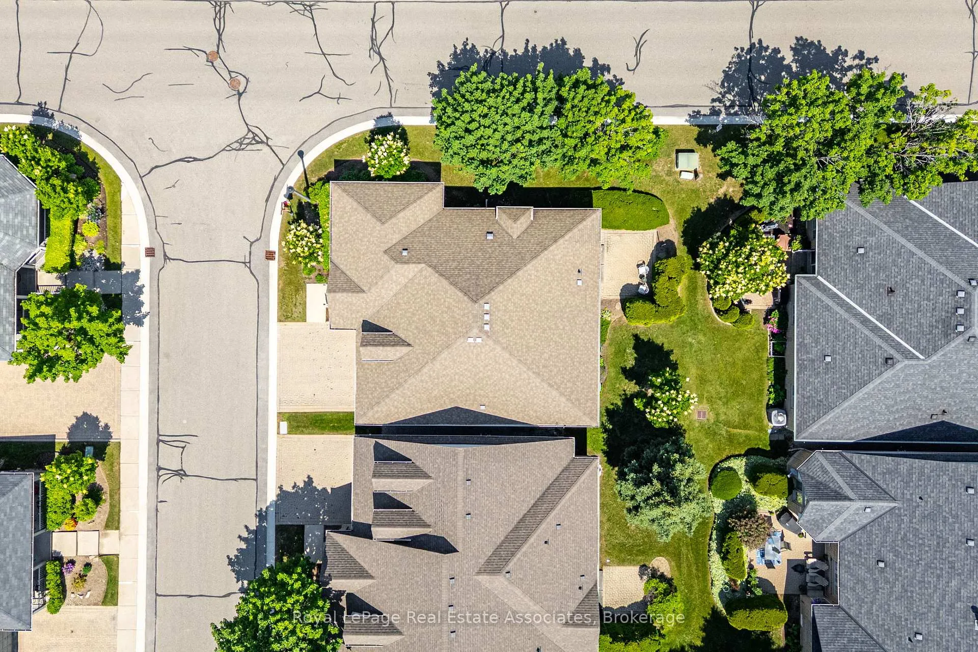 Photo 37 of Unit 12, 2 Larkdale Terrace, Brampton, Sandringham-Wellington — HOMEH