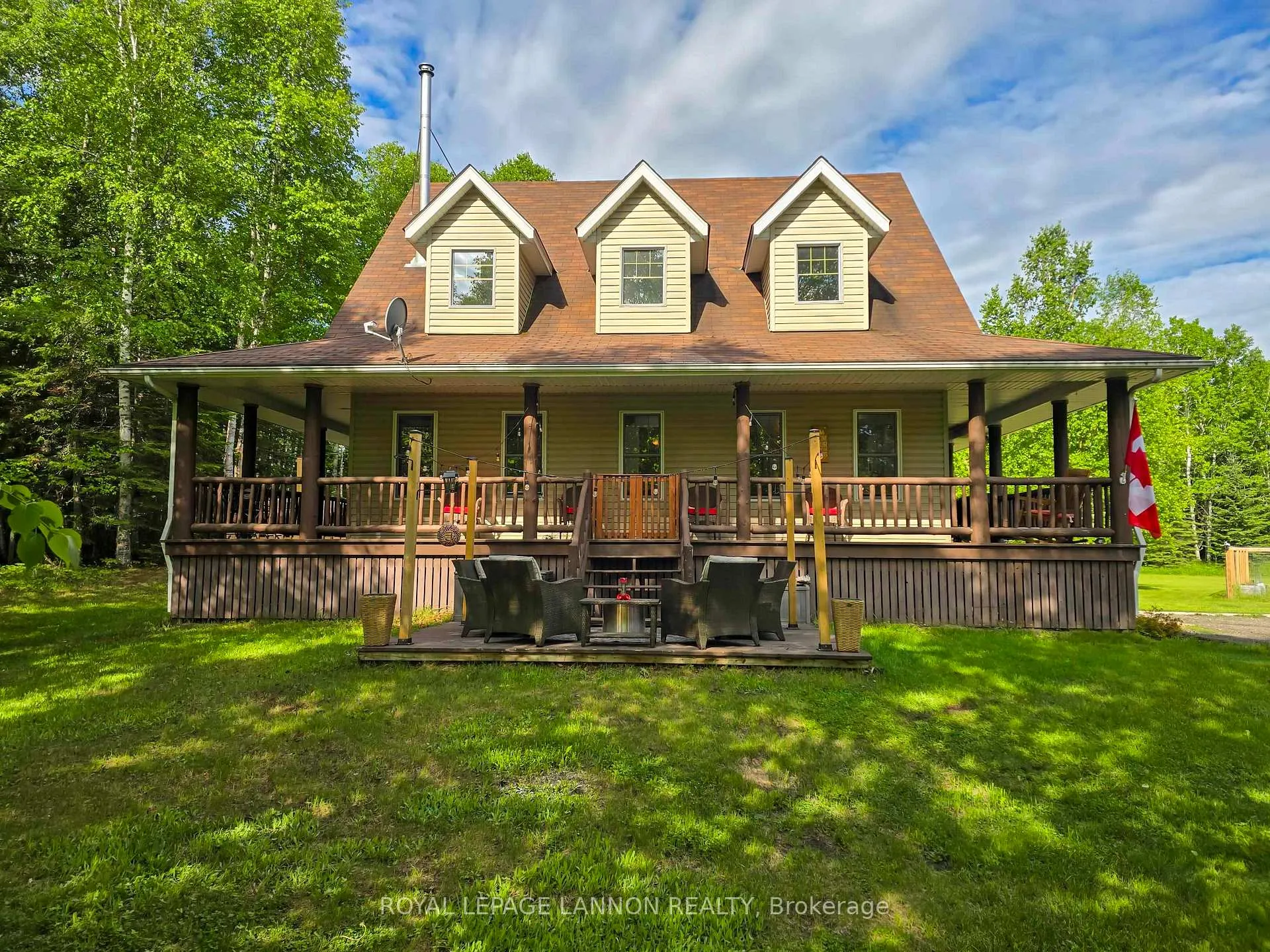 Photo 1 of 1862 Mackenzie Beach Avenue, Shuniah — HOMEH