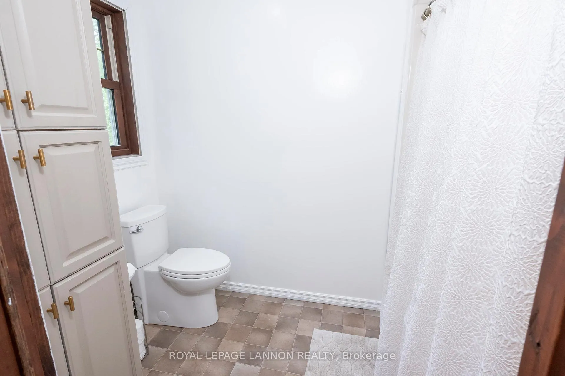 Photo 25 of 1862 Mackenzie Beach Avenue, Shuniah — HOMEH