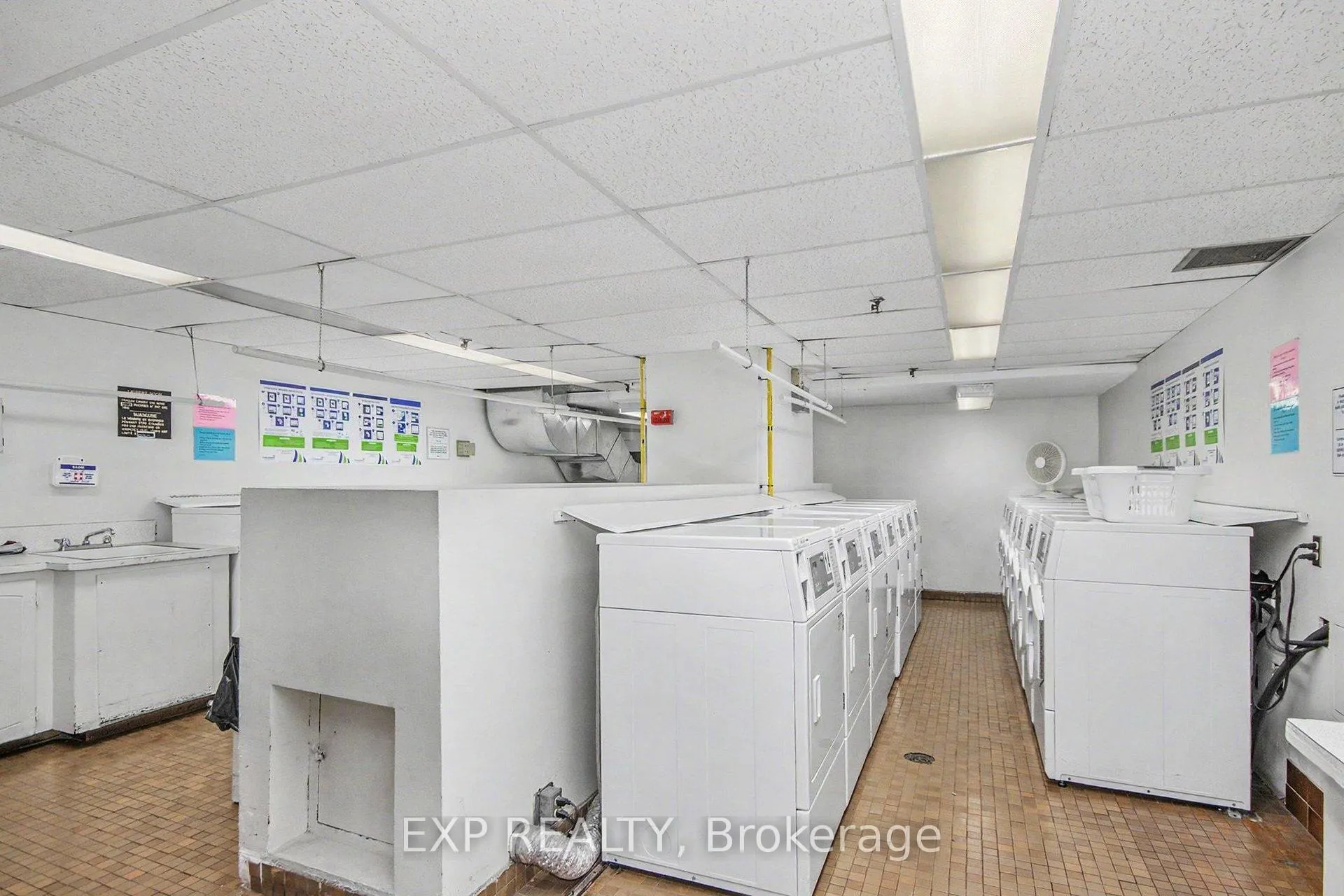 Photo 19 of Unit 802, 665 Bathgate Drive, Ottawa, Carson Meadows — HOMEH