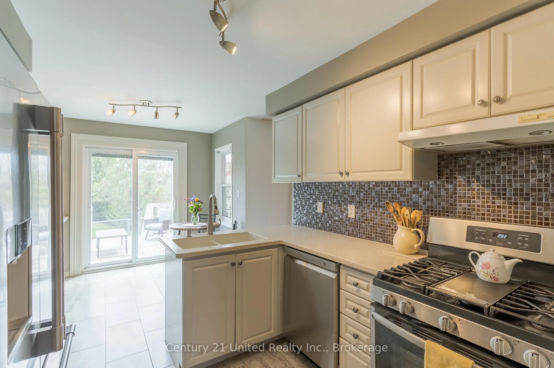 Photo 2 of 9 Brookside Street, Cavan Monaghan, Millbrook Village — HOMEH