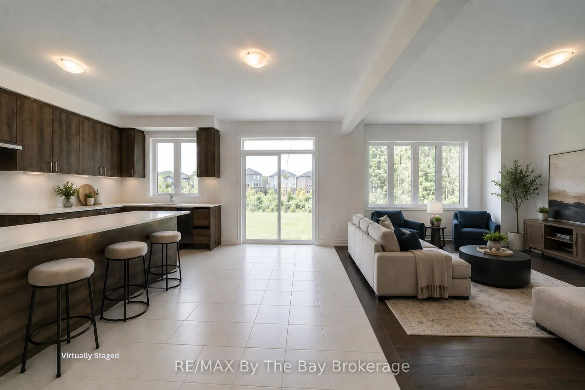 Photo 7 of 18 Amber Drive, Wasaga Beach — HOMEH