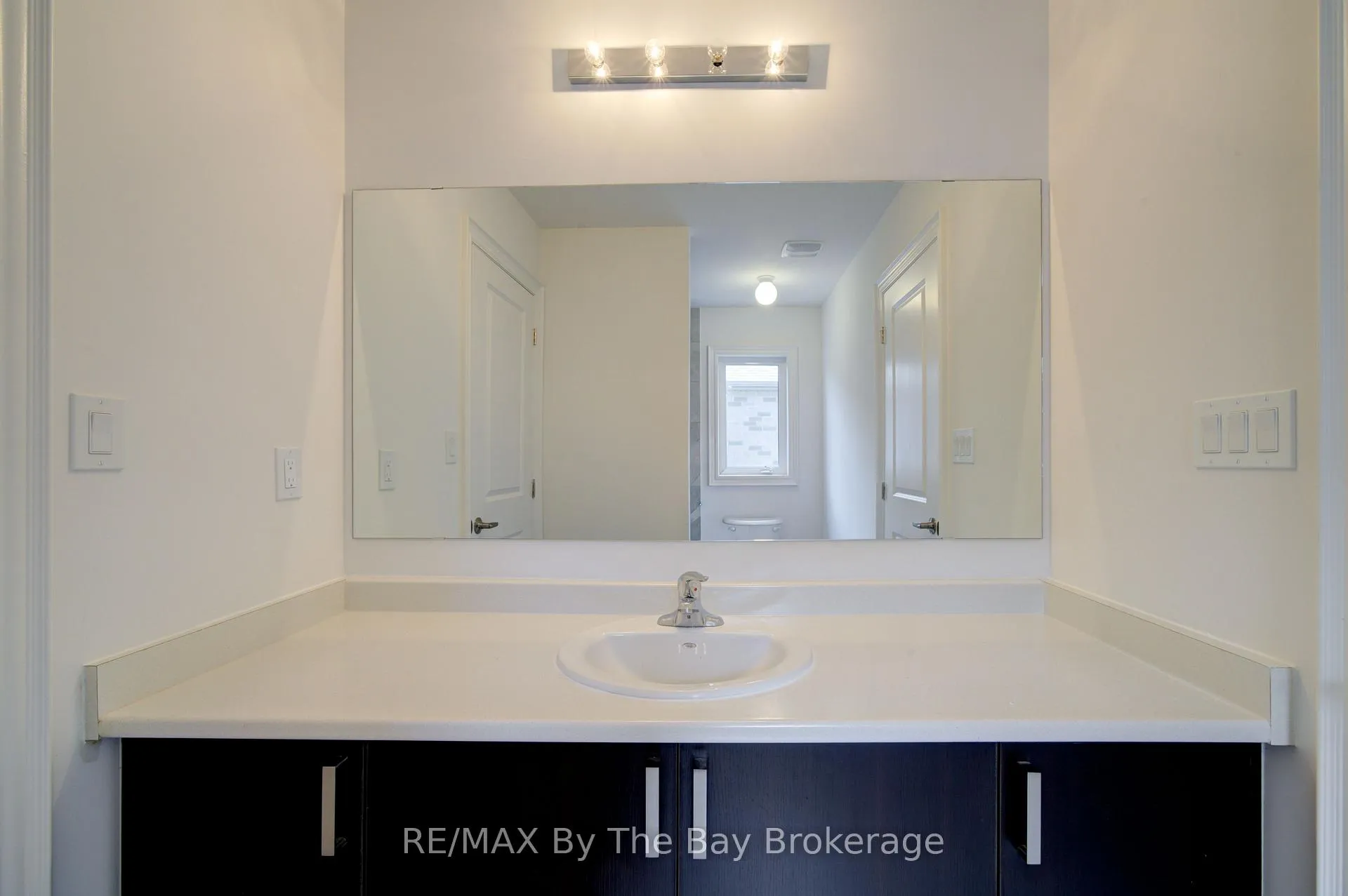 Photo 24 of 18 Amber Drive, Wasaga Beach — HOMEH