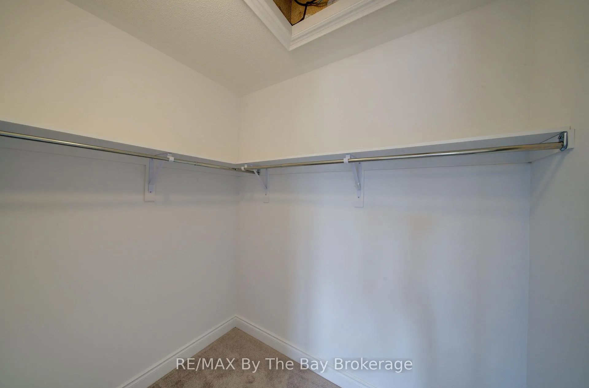 Photo 30 of 18 Amber Drive, Wasaga Beach — HOMEH
