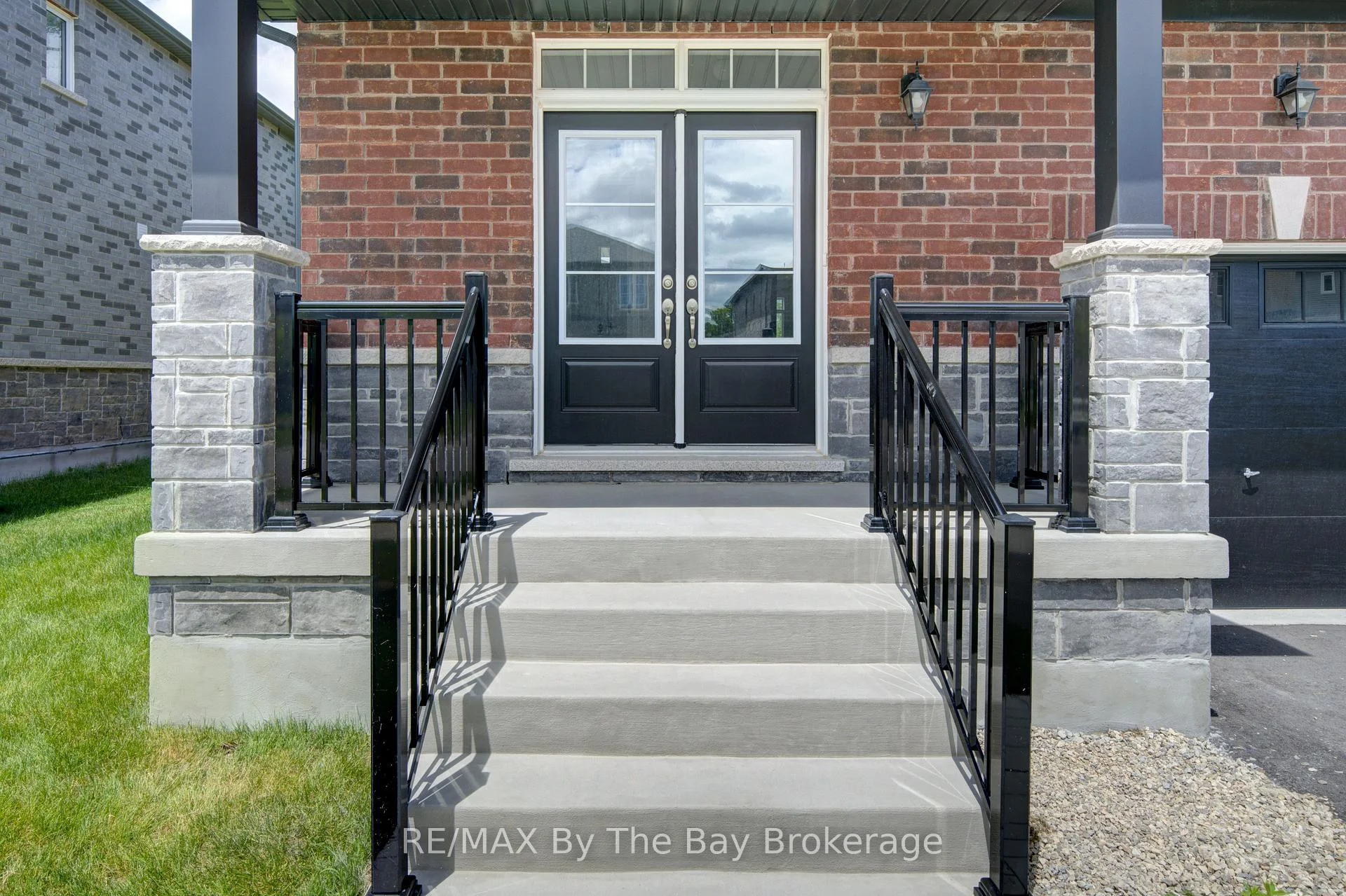 Photo 38 of 18 Amber Drive, Wasaga Beach — HOMEH