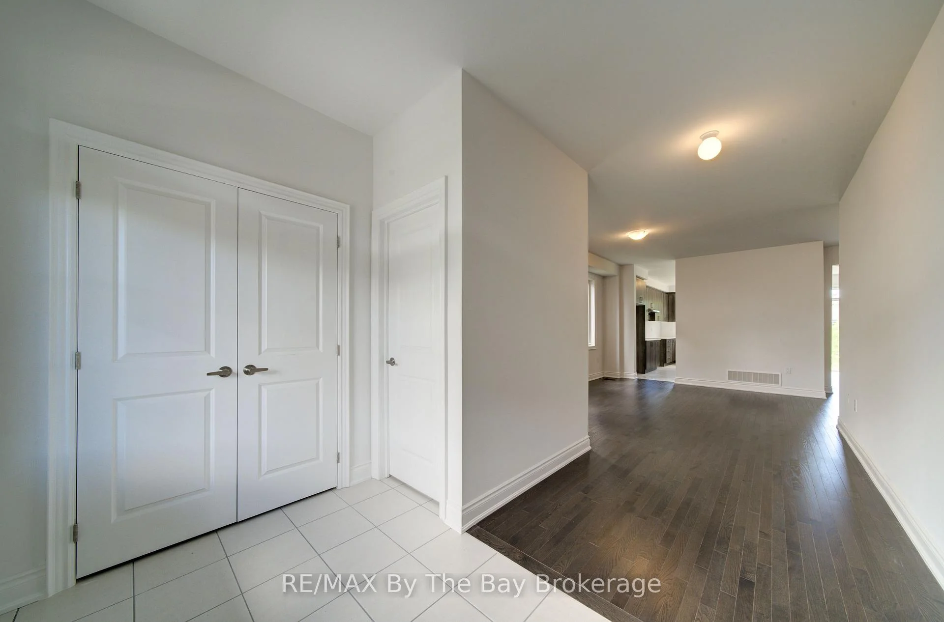 Photo 40 of 18 Amber Drive, Wasaga Beach — HOMEH