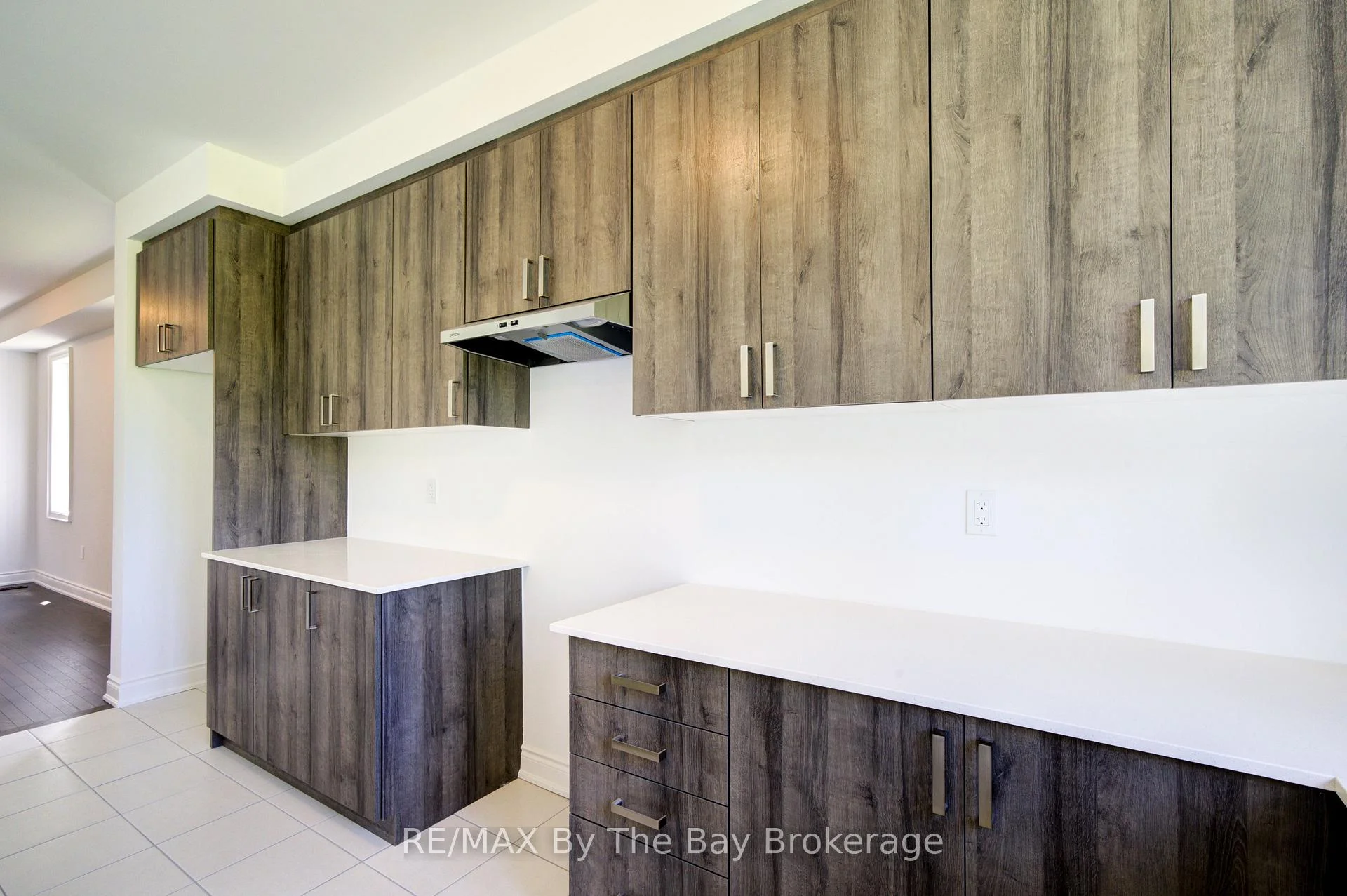 Photo 46 of 18 Amber Drive, Wasaga Beach — HOMEH