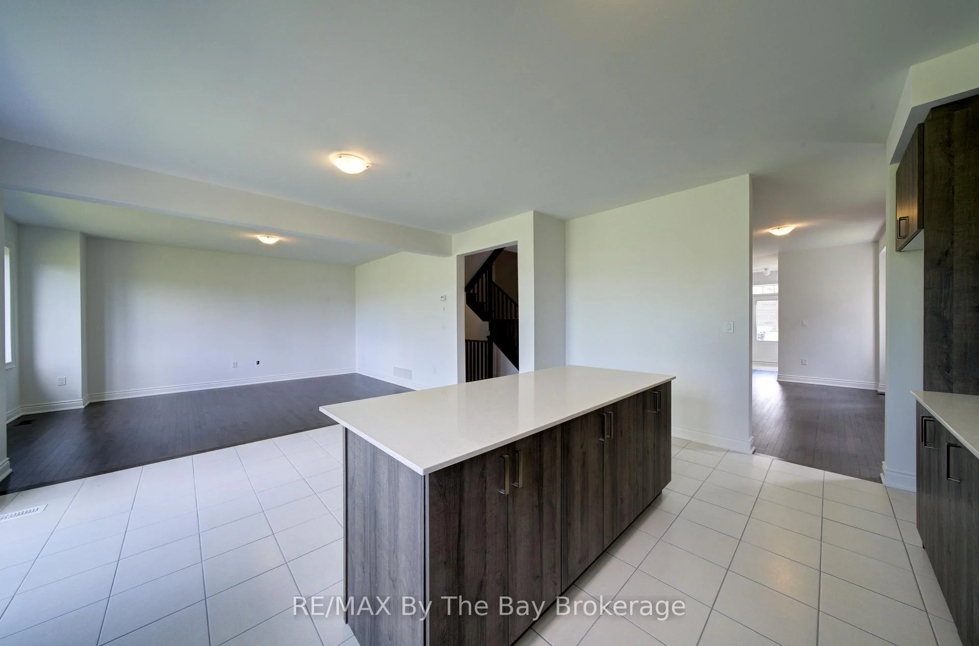 Photo 48 of 18 Amber Drive, Wasaga Beach — HOMEH