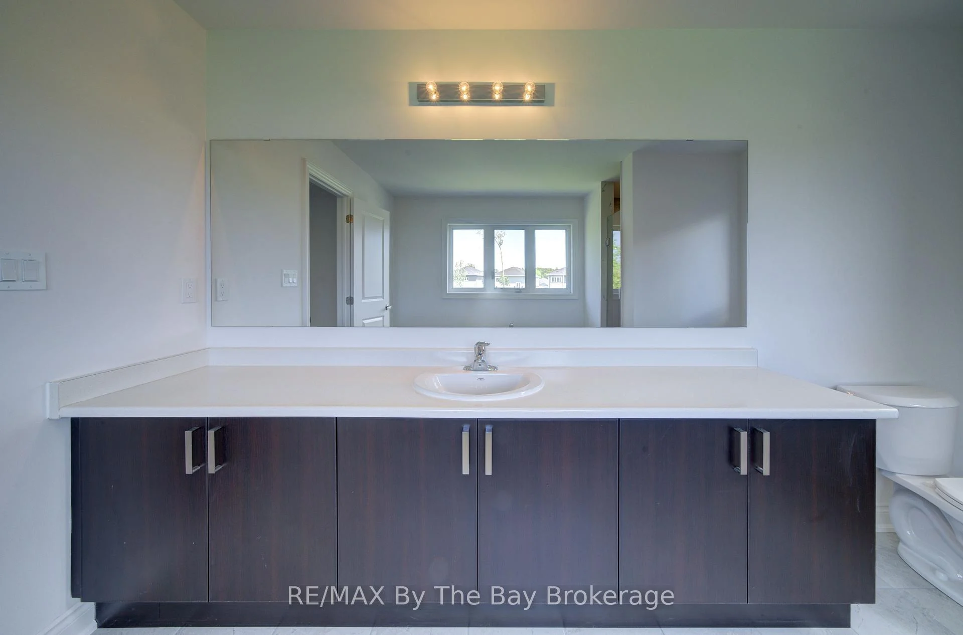 Photo 50 of 18 Amber Drive, Wasaga Beach — HOMEH