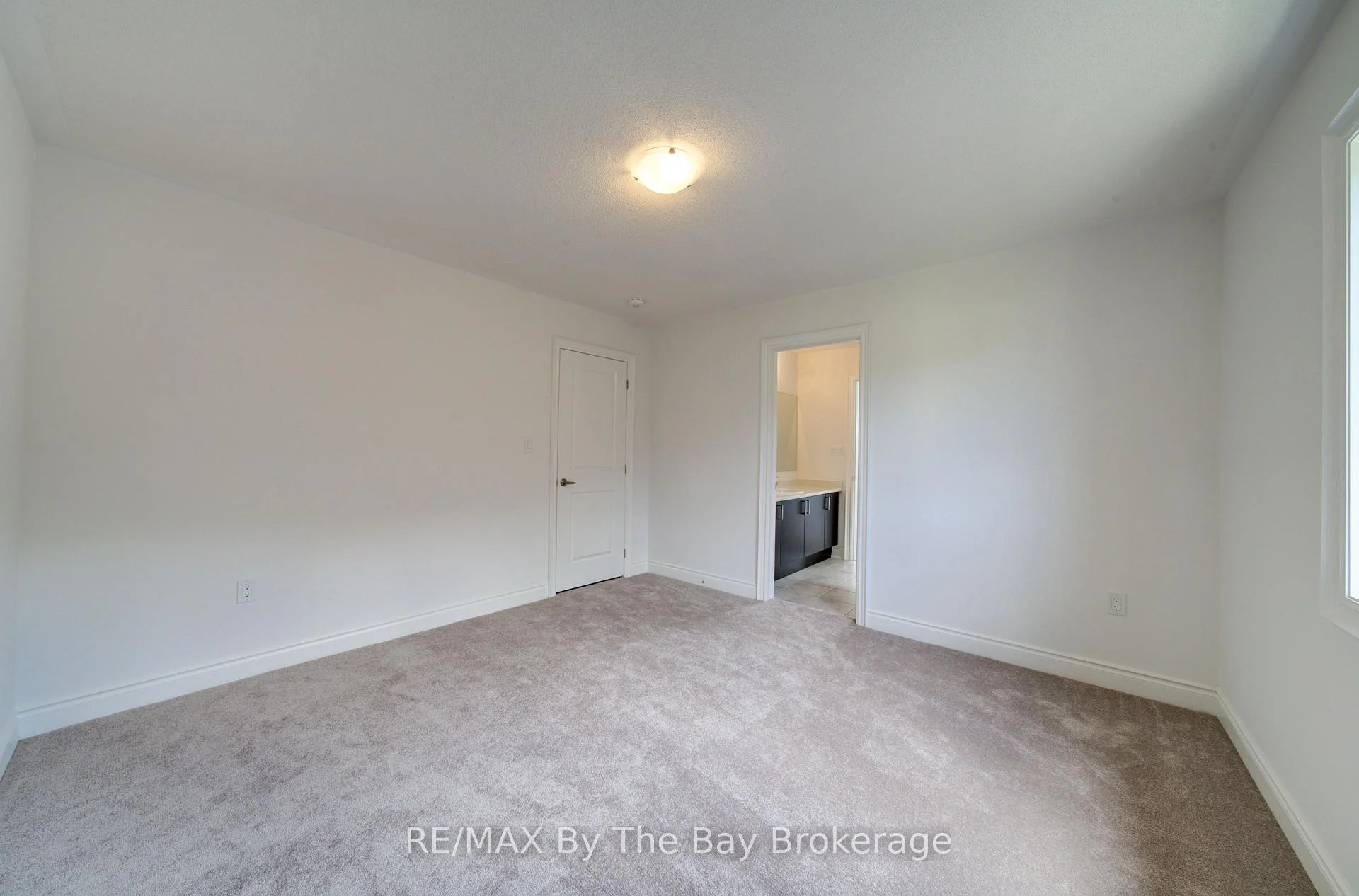 Photo 53 of 18 Amber Drive, Wasaga Beach — HOMEH