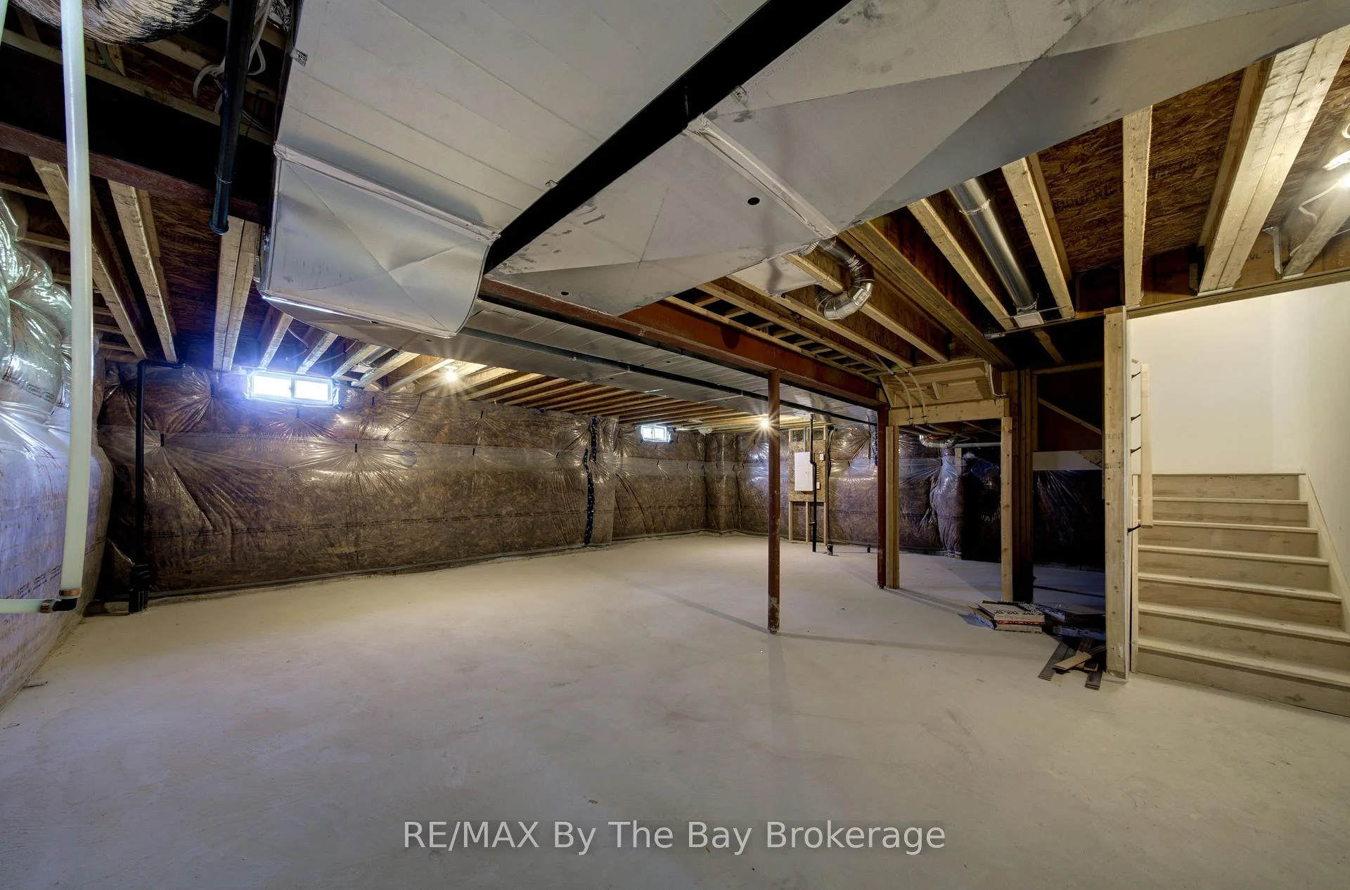 Photo 55 of 18 Amber Drive, Wasaga Beach — HOMEH