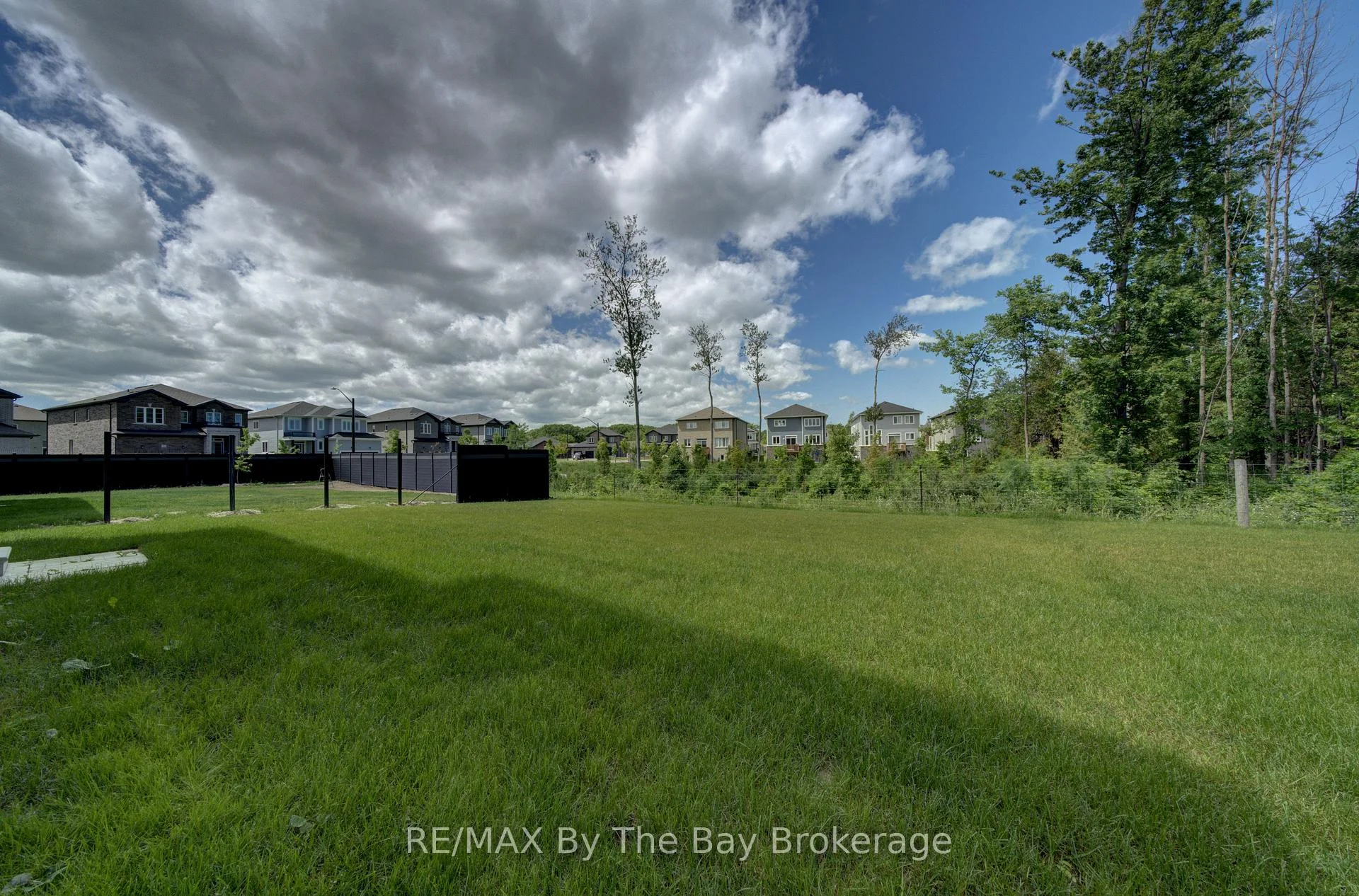 Photo 59 of 18 Amber Drive, Wasaga Beach — HOMEH