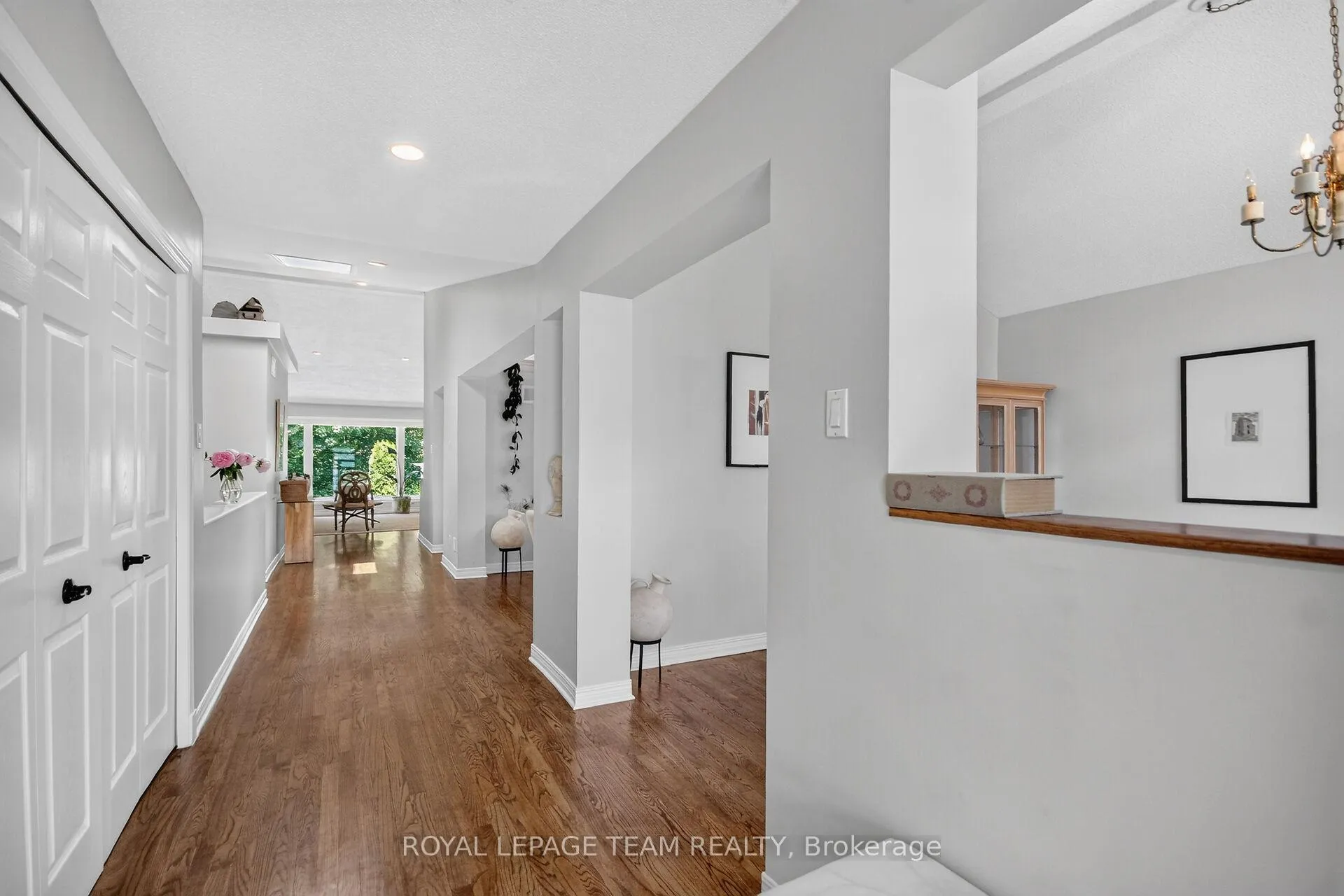 Photo 4 of 58 Forest Gate Way, Ottawa, Barrhaven East — HOMEH