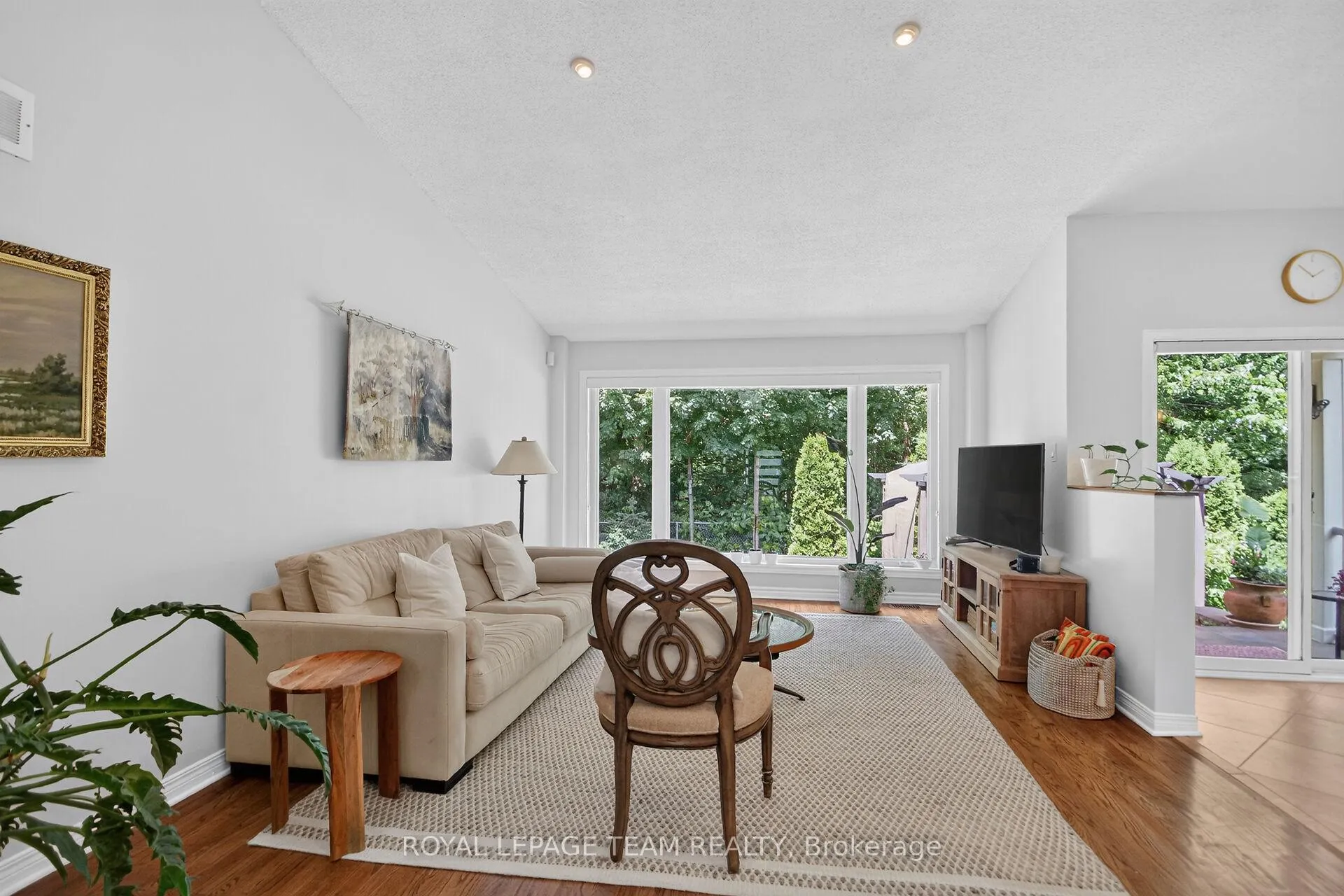 Photo 18 of 58 Forest Gate Way, Ottawa, Barrhaven East — HOMEH