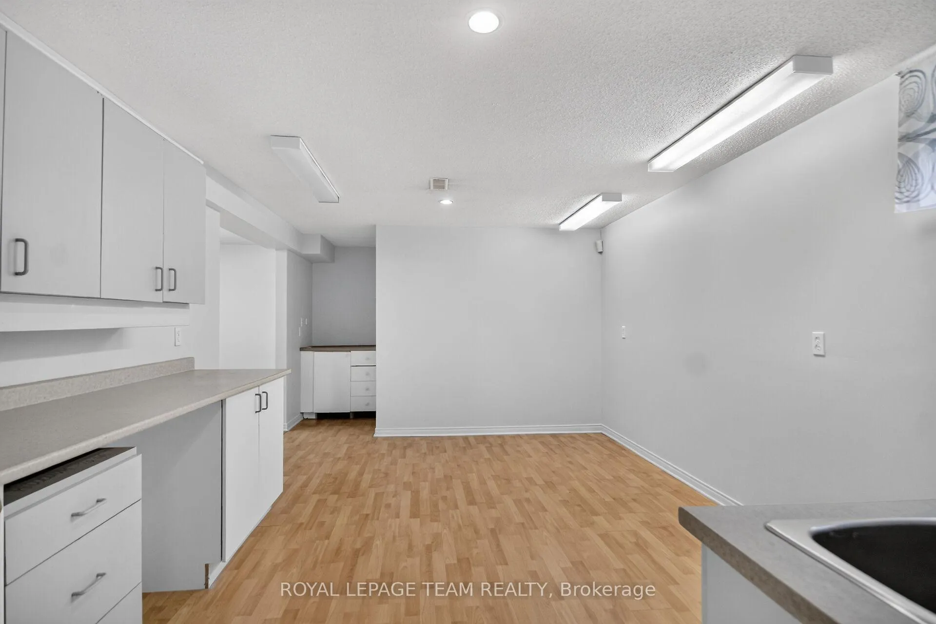 Photo 37 of 58 Forest Gate Way, Ottawa, Barrhaven East — HOMEH