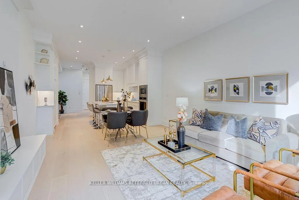 Photo 17 of 16A Maple Avenue N, Mississauga, Port Credit — HOMEH