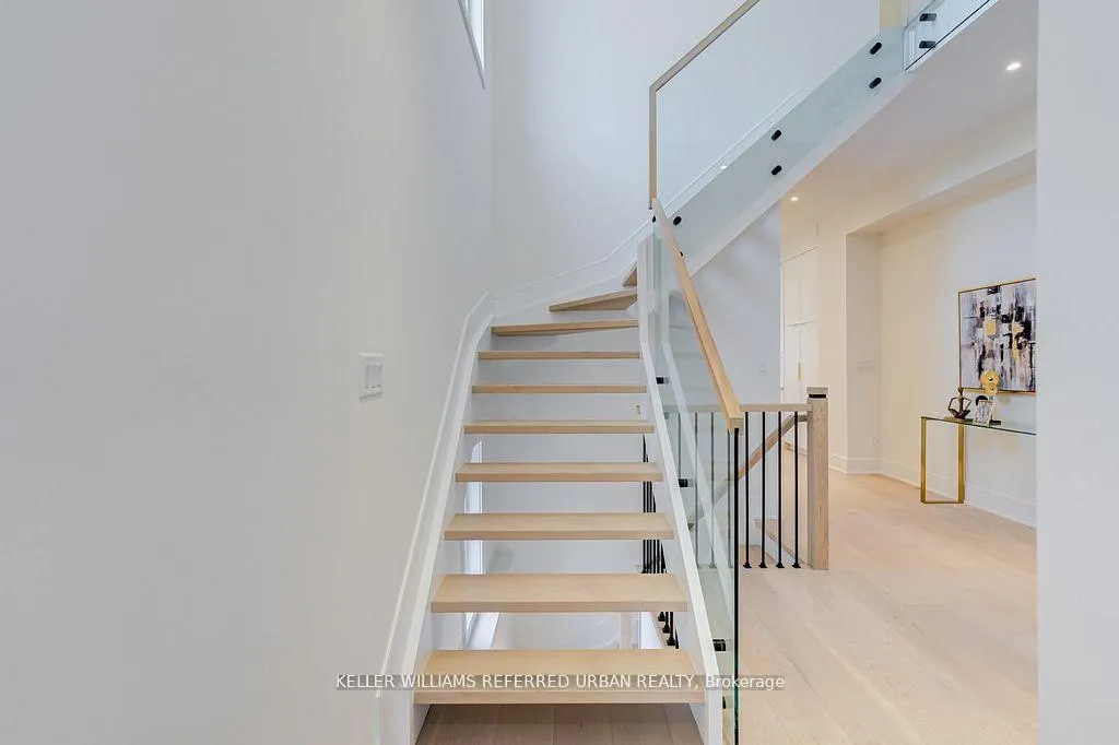 Photo 19 of 16A Maple Avenue N, Mississauga, Port Credit — HOMEH