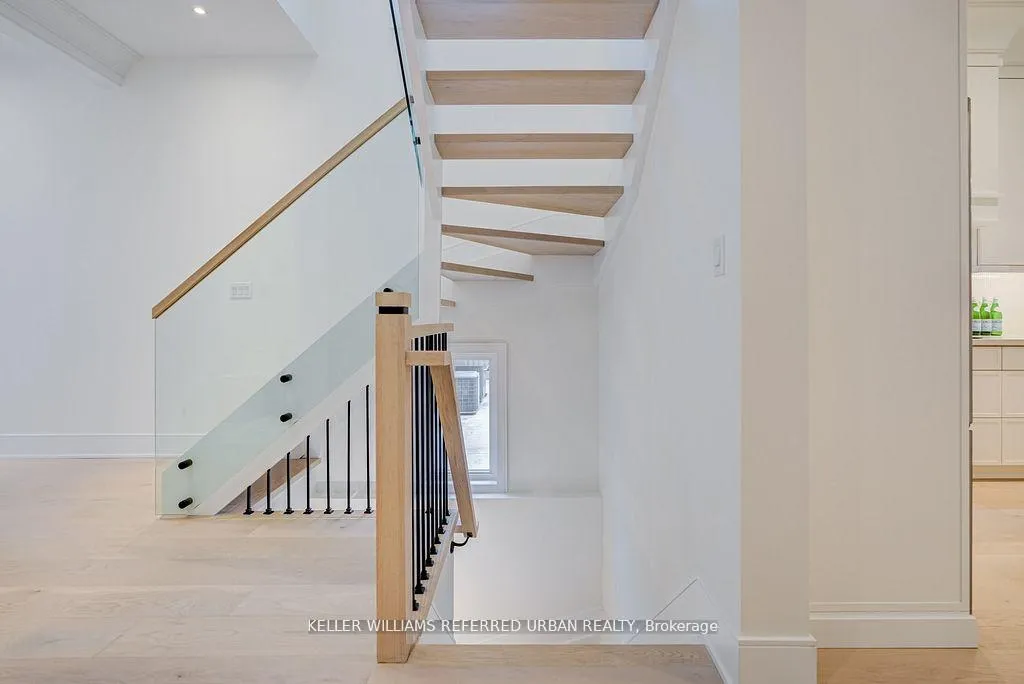 Photo 34 of 16A Maple Avenue N, Mississauga, Port Credit — HOMEH