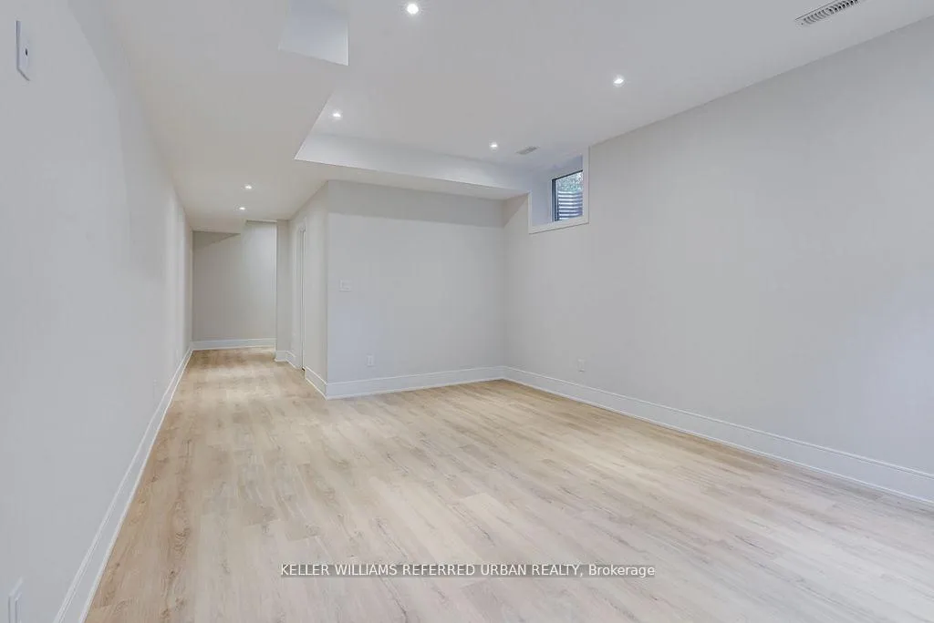 Photo 35 of 16A Maple Avenue N, Mississauga, Port Credit — HOMEH