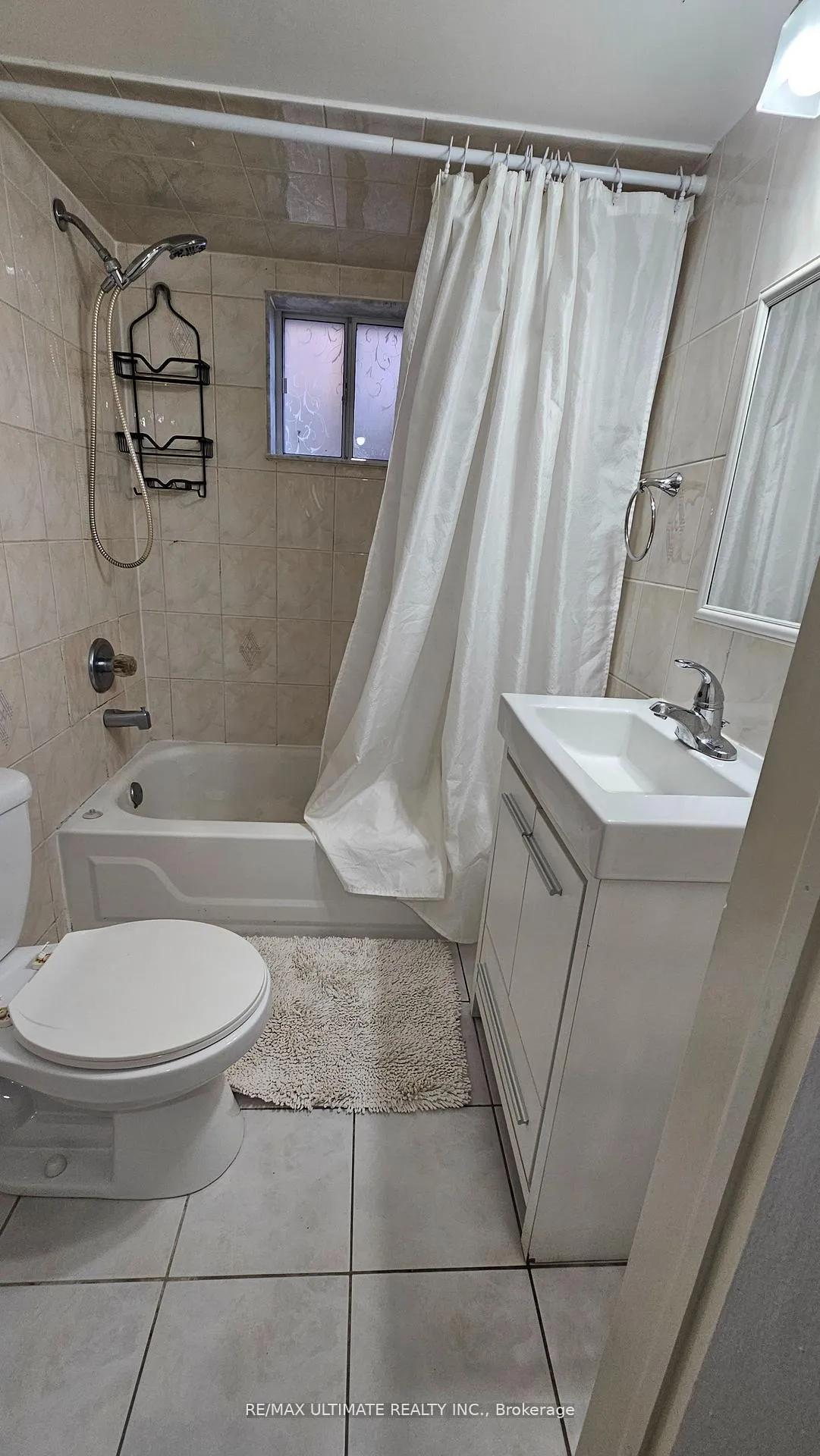 Photo 4 of Unit Bsmt, 16 Failsworth Avenue, Toronto, Keelesdale-Eglinton West — HOMEH