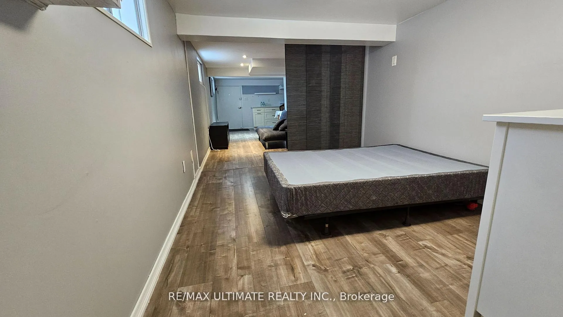 Photo 6 of Unit Bsmt, 16 Failsworth Avenue, Toronto, Keelesdale-Eglinton West — HOMEH